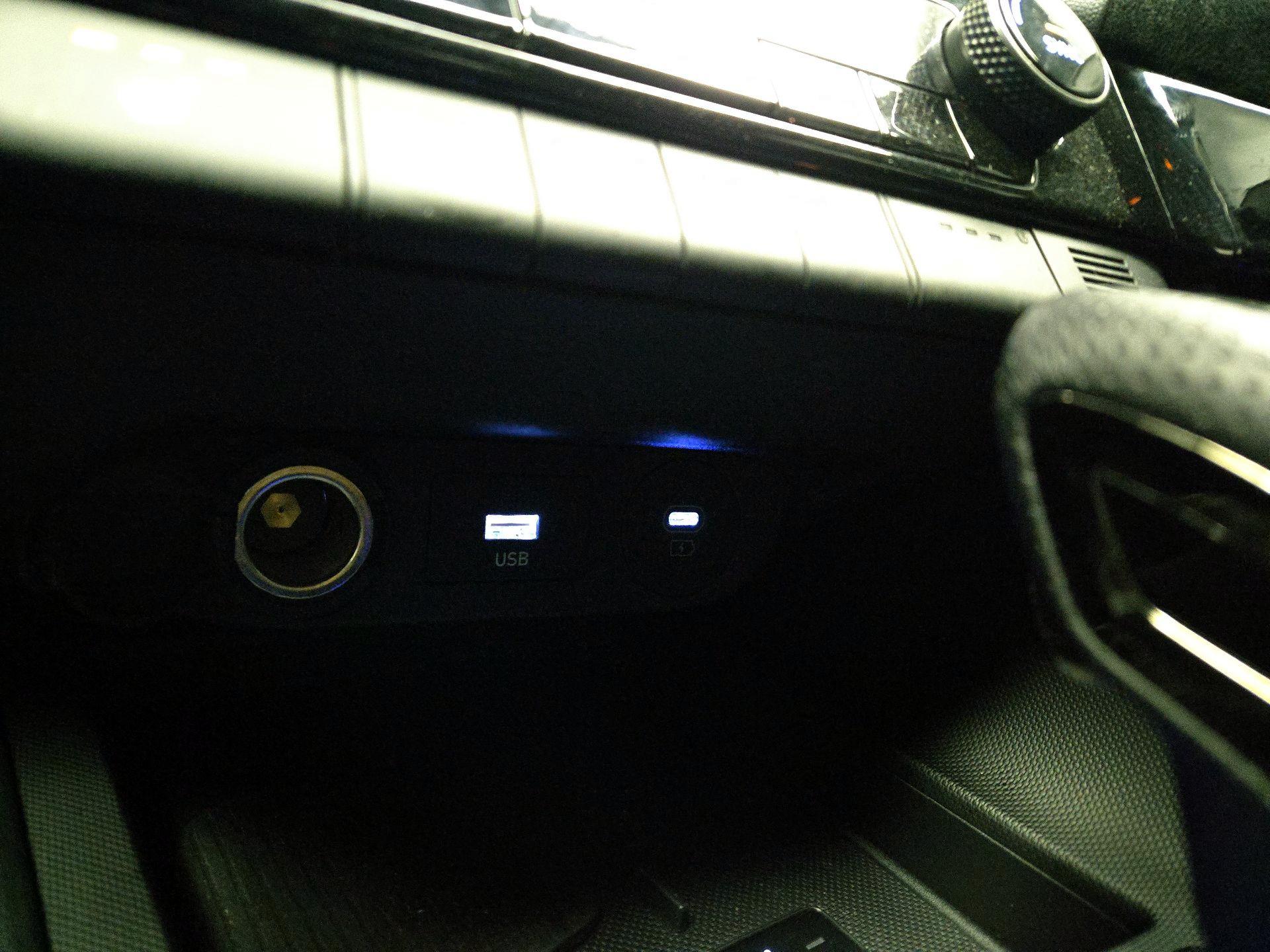 Thumbnail: 2025 Hyundai Elantra - 19