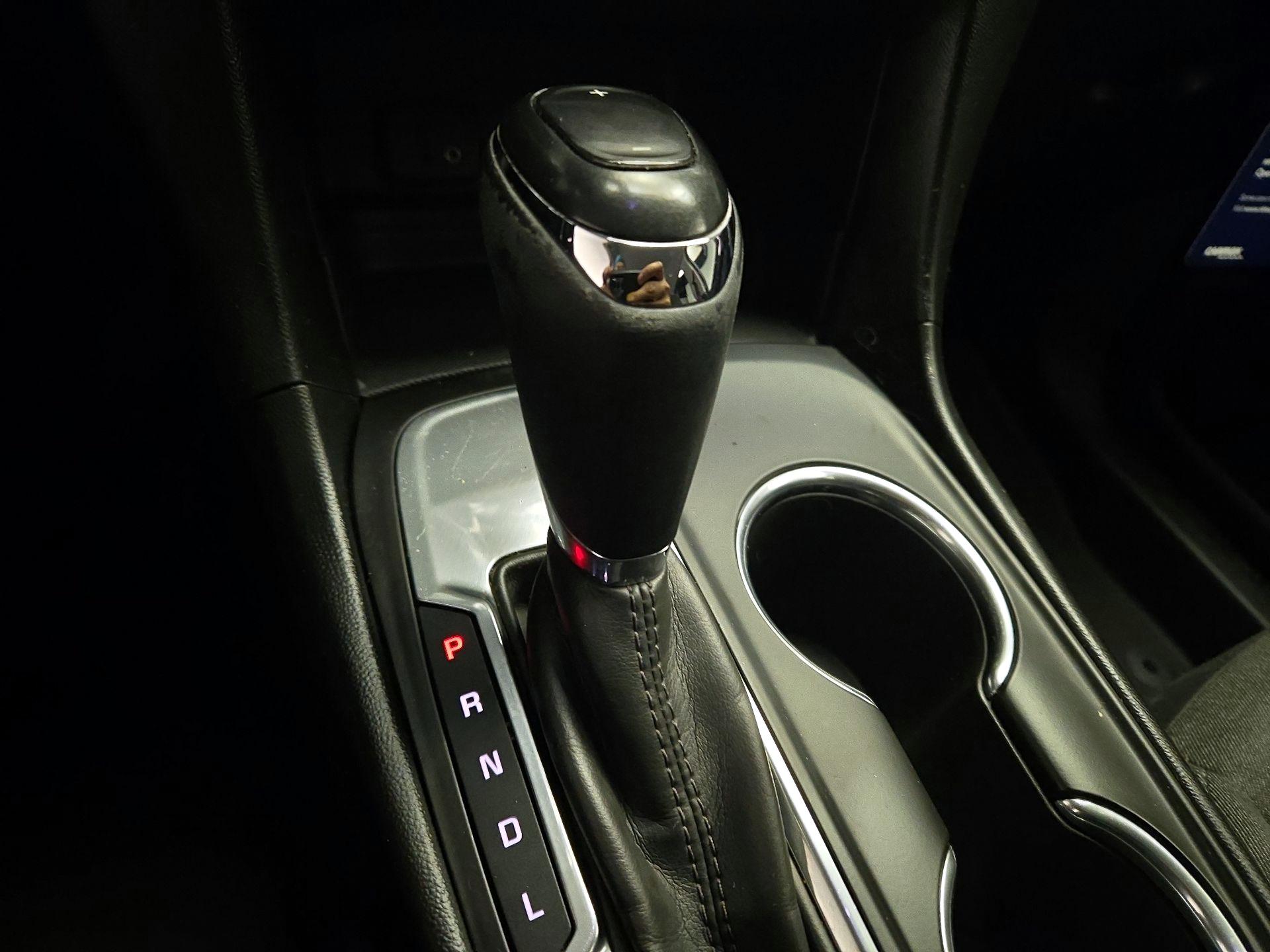 Thumbnail: 2018 Chevrolet Equinox - 16