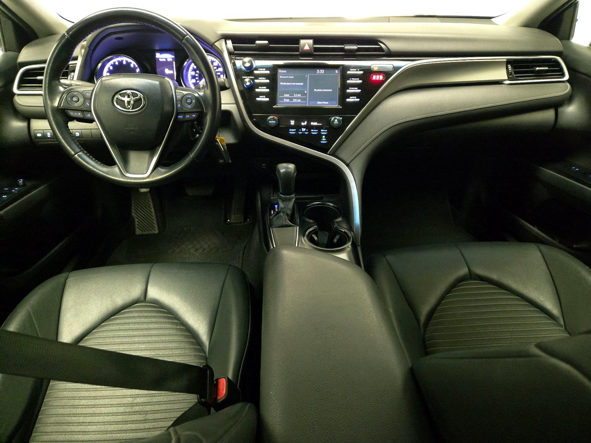 Thumbnail: 2018 Toyota Camry - 9