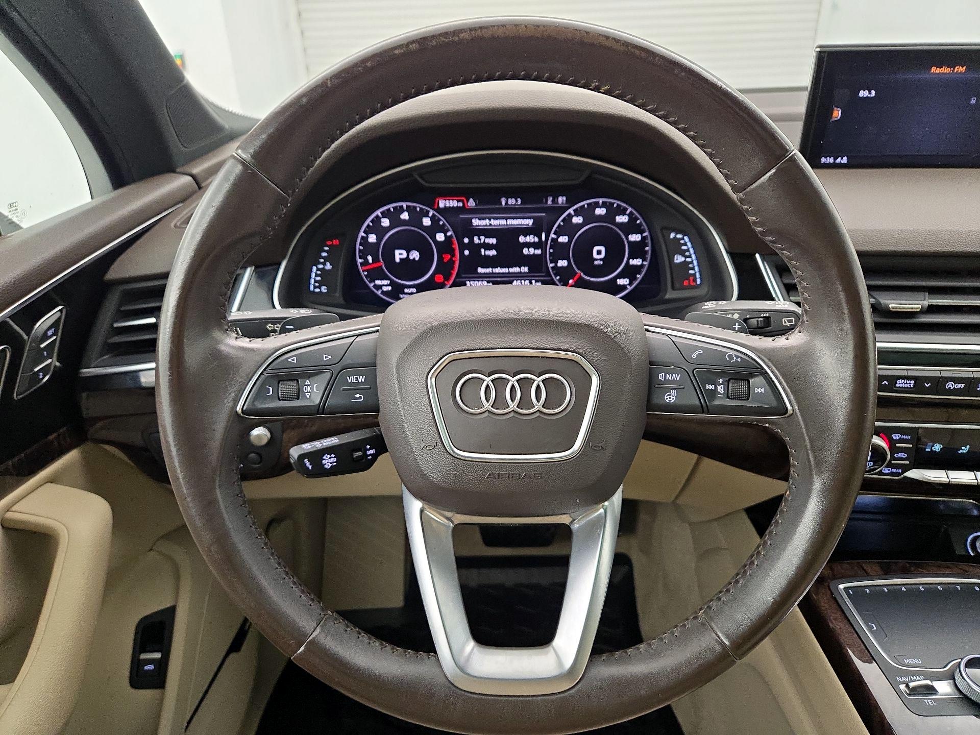 Thumbnail: 2017 Audi Q7 - 10