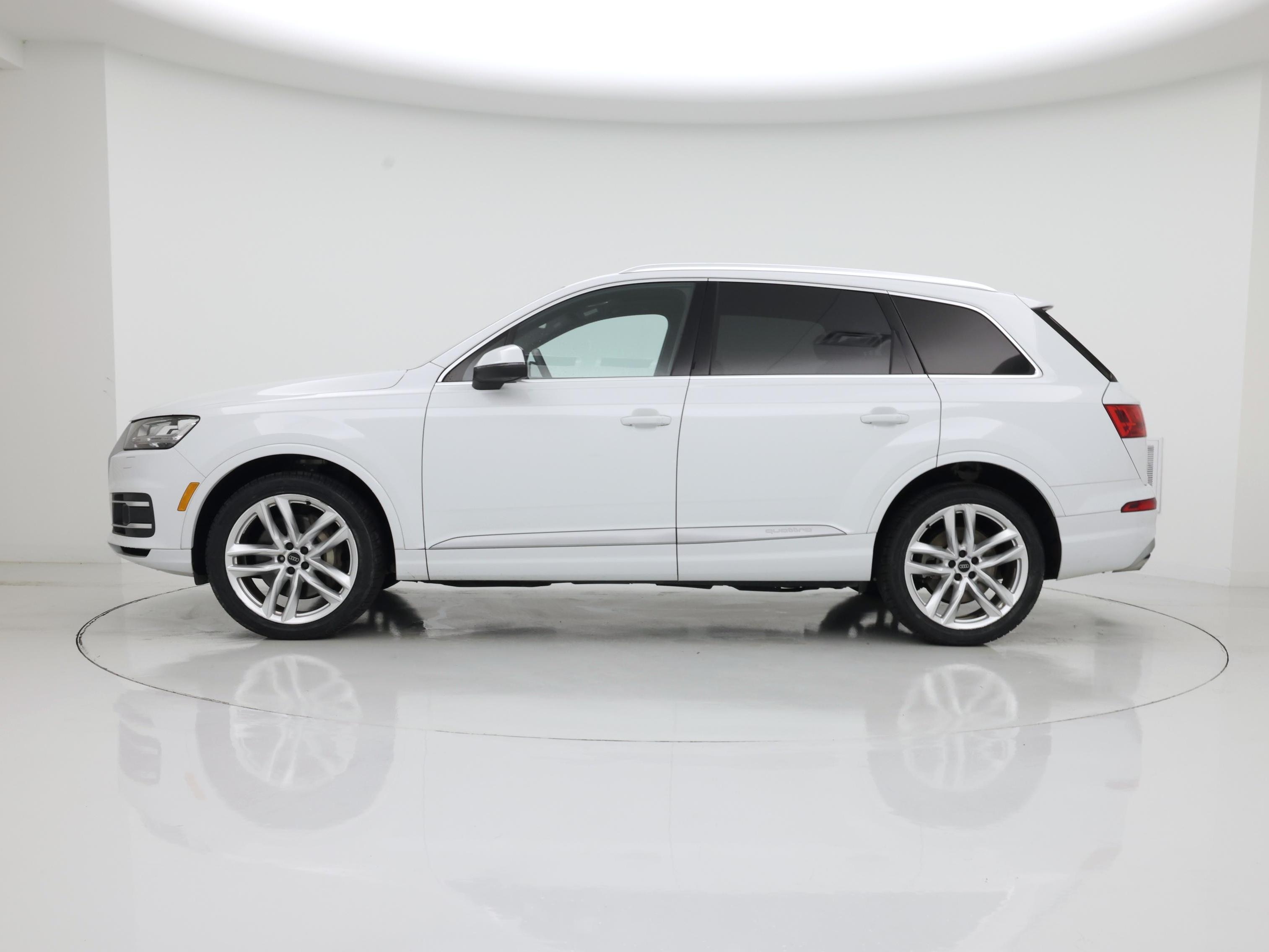 Thumbnail: 2017 Audi Q7 - 3