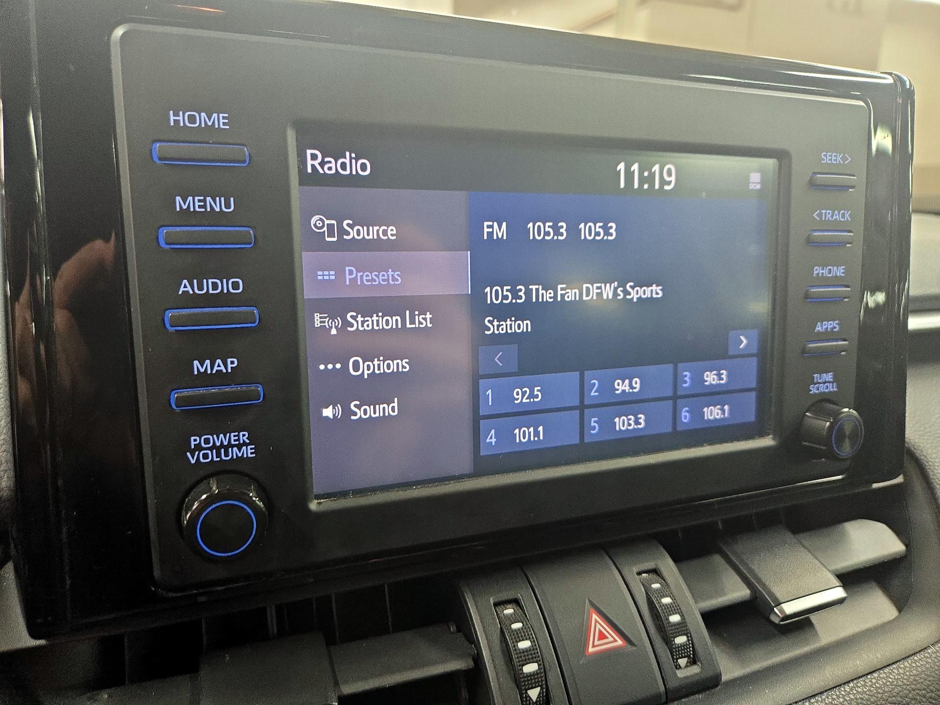 Thumbnail: 2019 Toyota RAV4 - 14