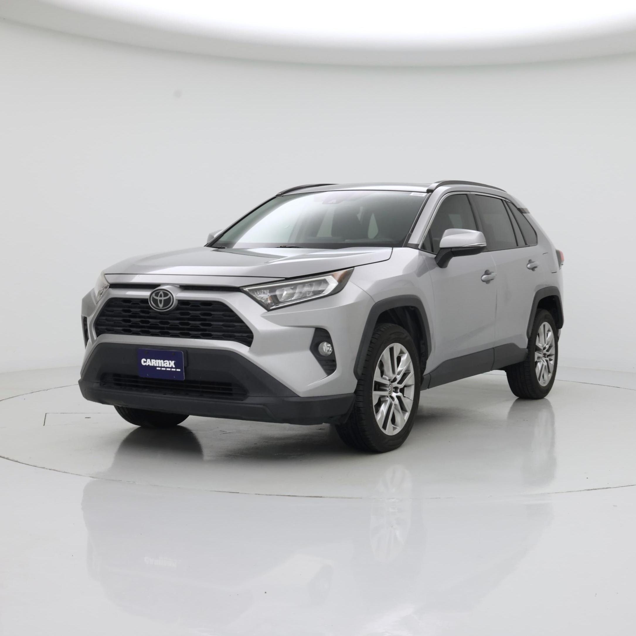 Thumbnail: 2019 Toyota RAV4 - 4
