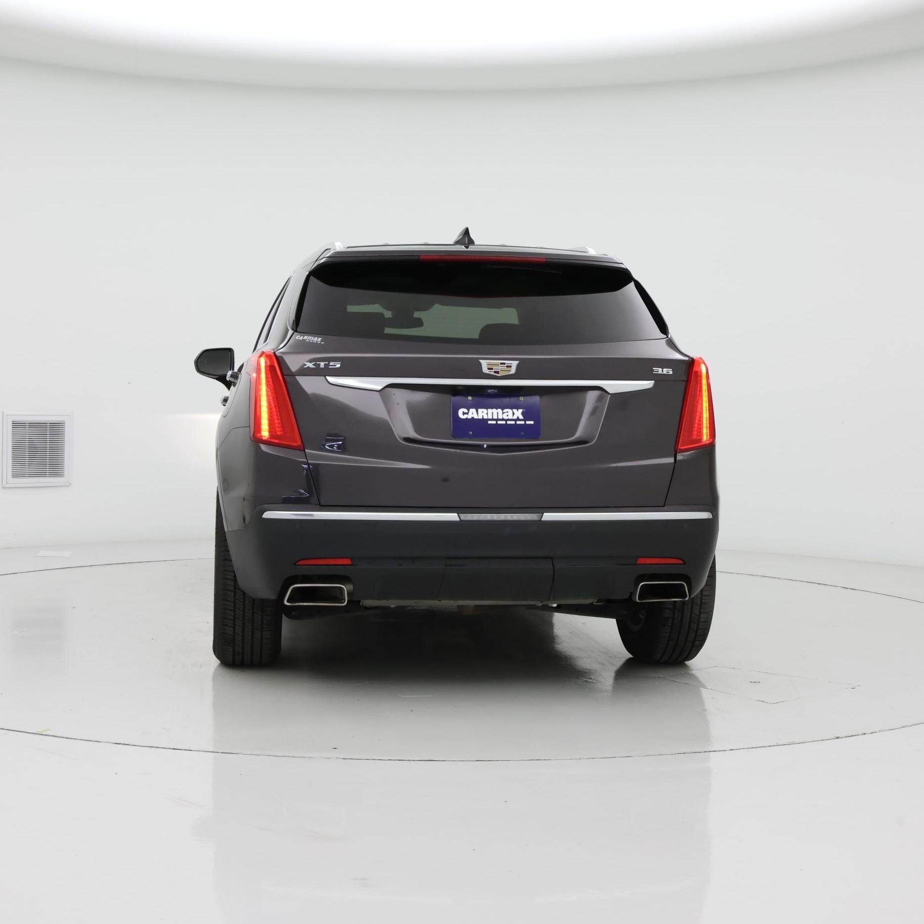 Thumbnail: 2019 Cadillac XT5 - 6