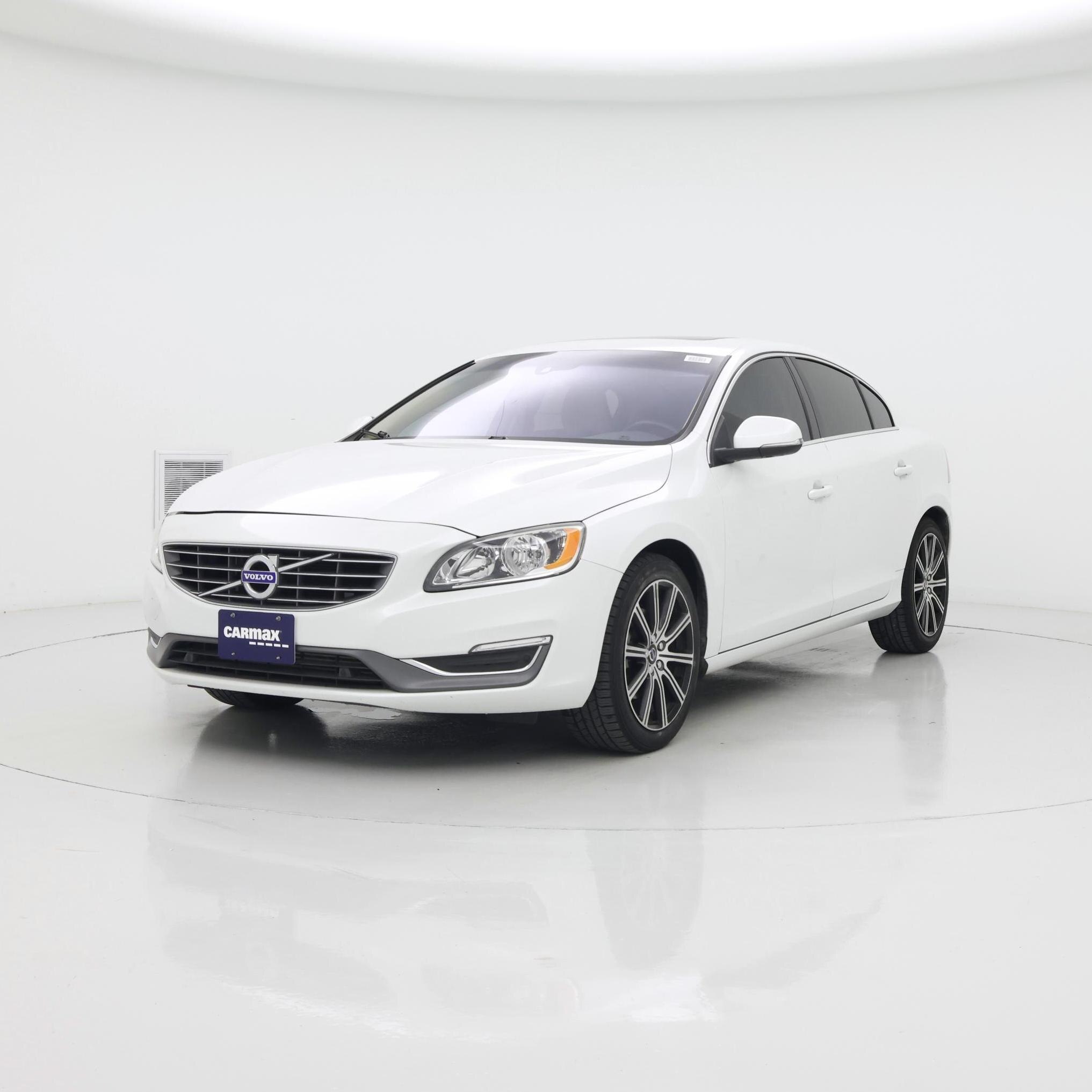 Thumbnail: 2018 Volvo S60 - 4
