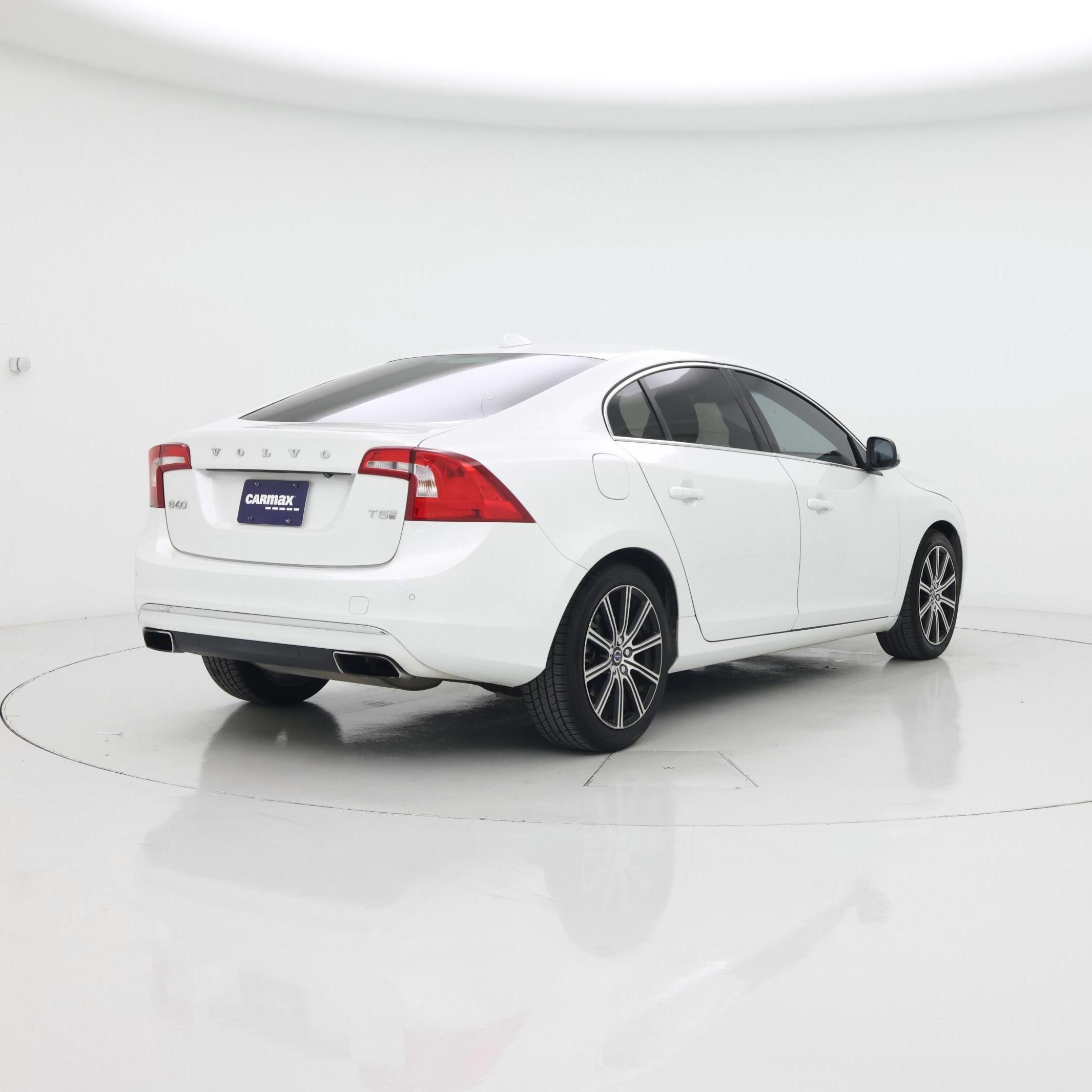 Thumbnail: 2018 Volvo S60 - 8