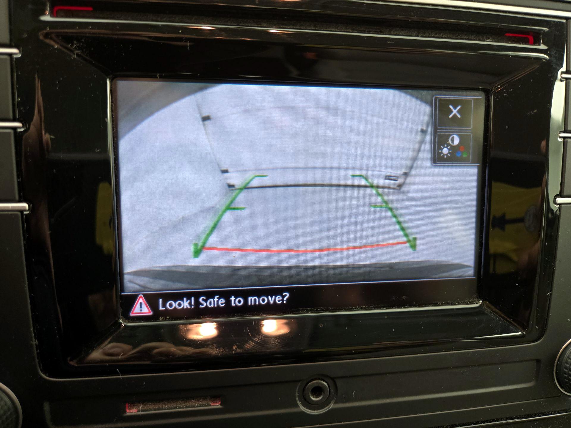 Thumbnail: 2016 Volkswagen Passat - 14