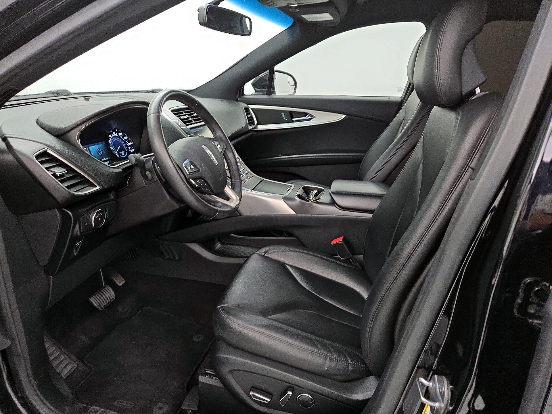 Thumbnail: 2016 Lincoln MKX - 11