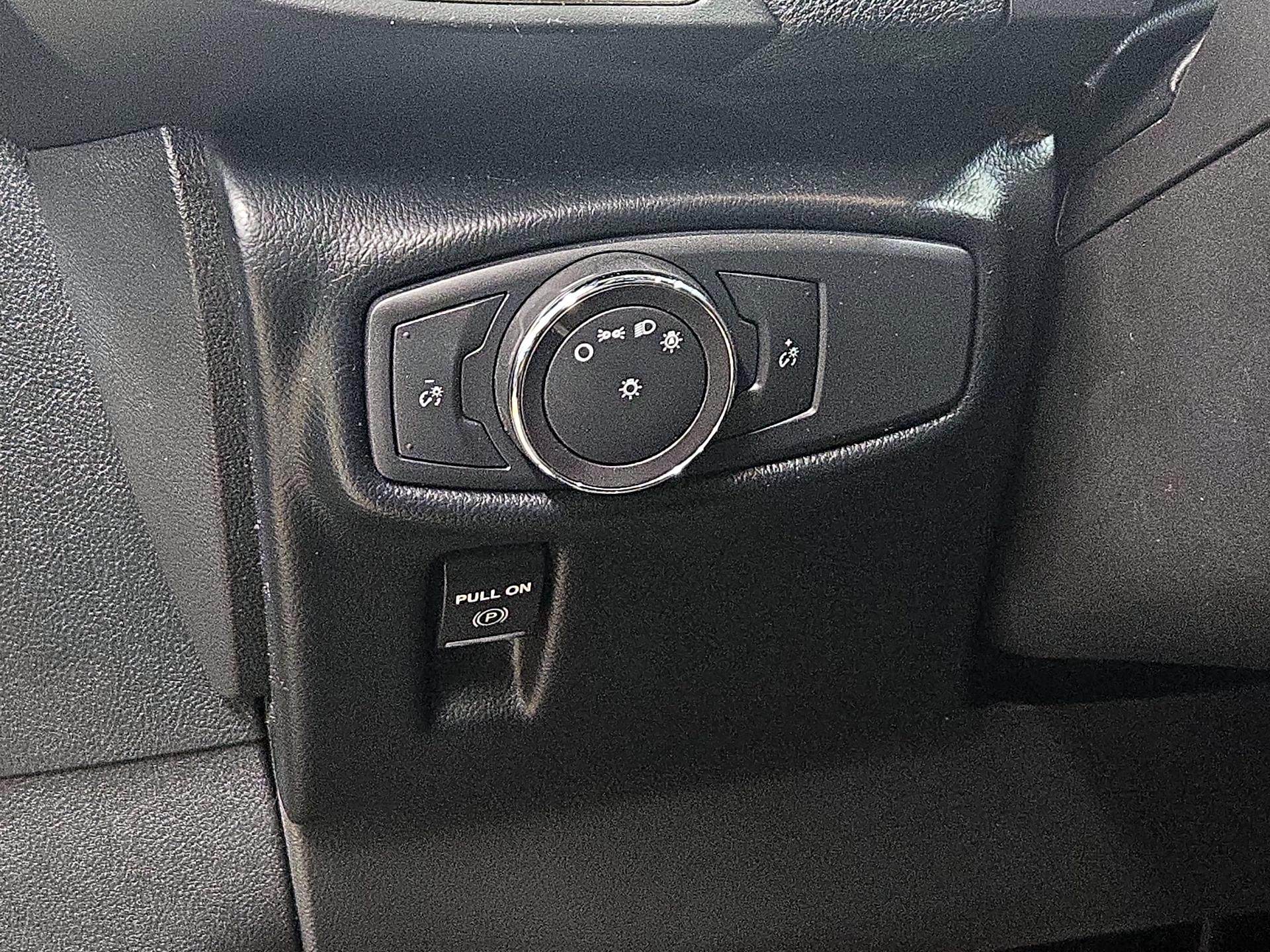 Thumbnail: 2016 Lincoln MKX - 13