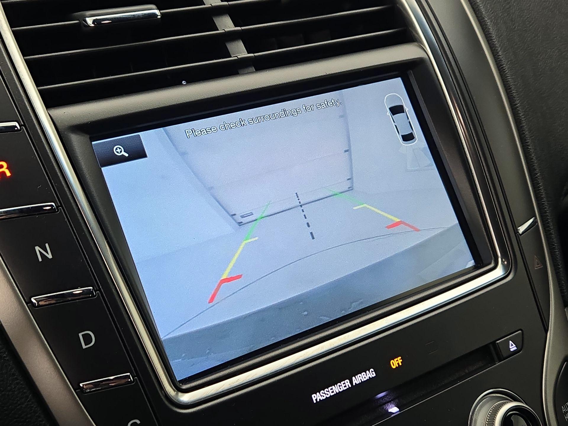 Thumbnail: 2016 Lincoln MKX - 14