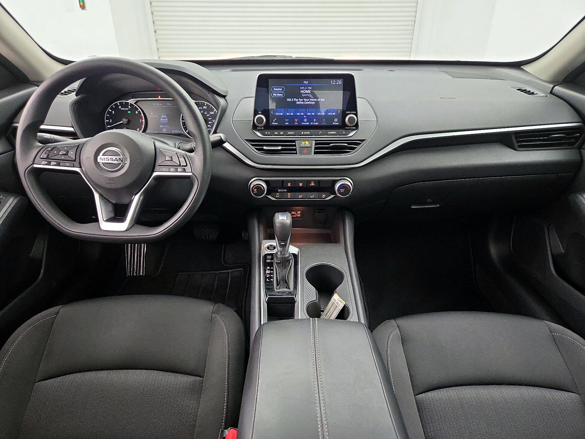 Thumbnail: 2020 Nissan Altima - 9