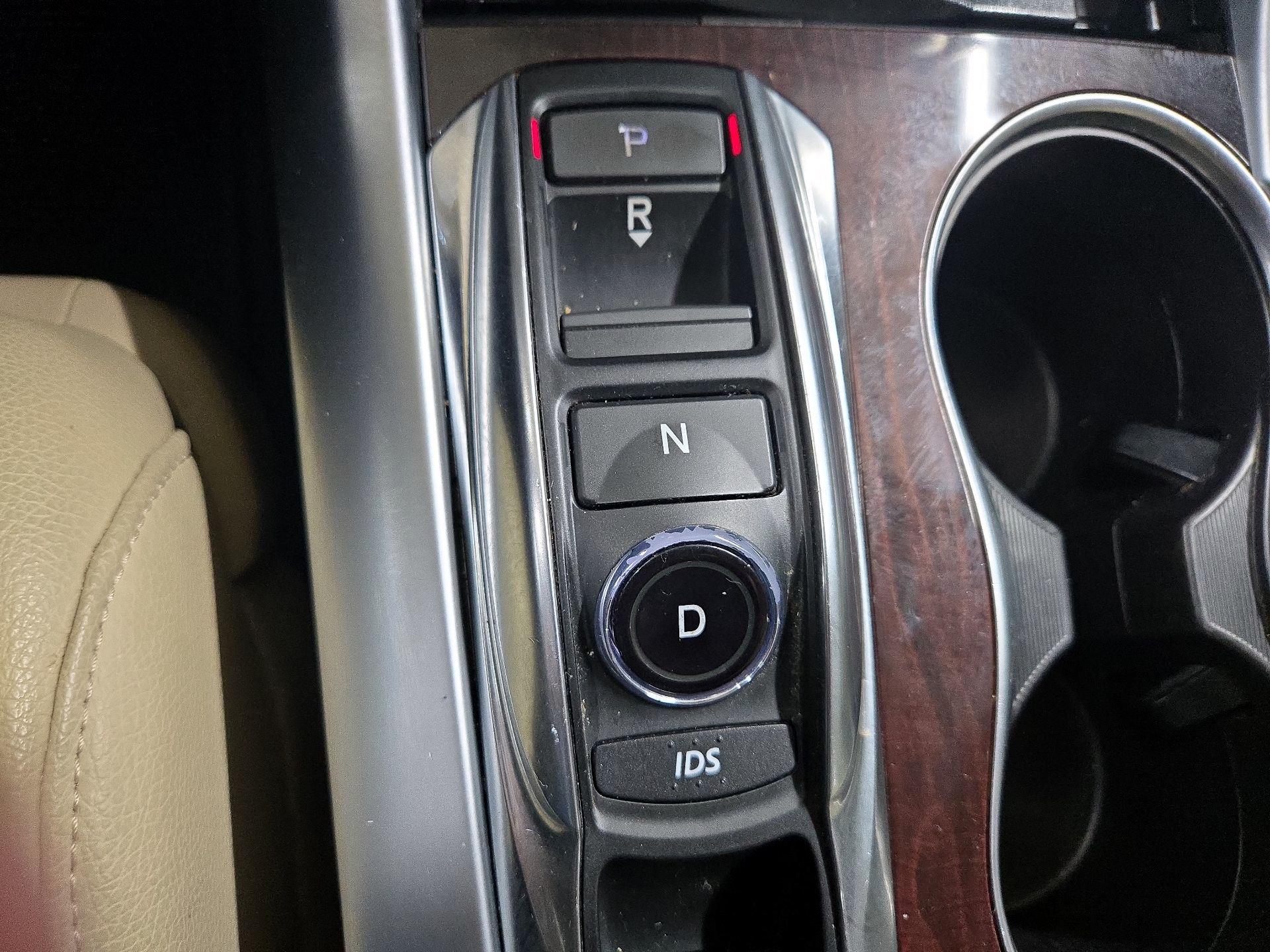 Thumbnail: 2015 Acura TLX - 16