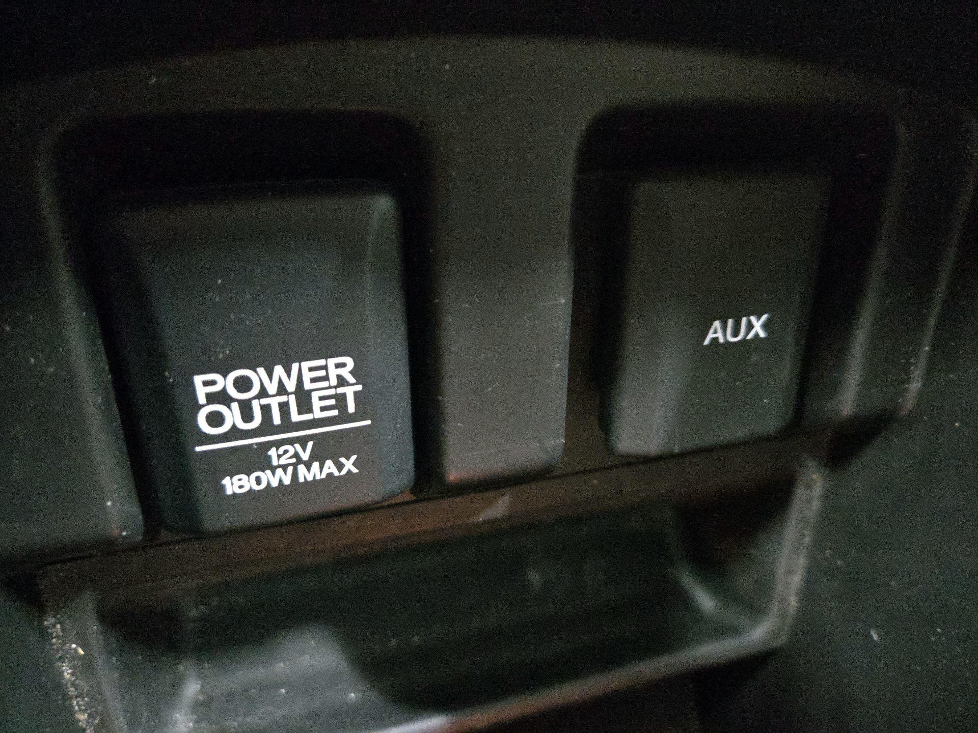 Thumbnail: 2015 Acura TLX - 17