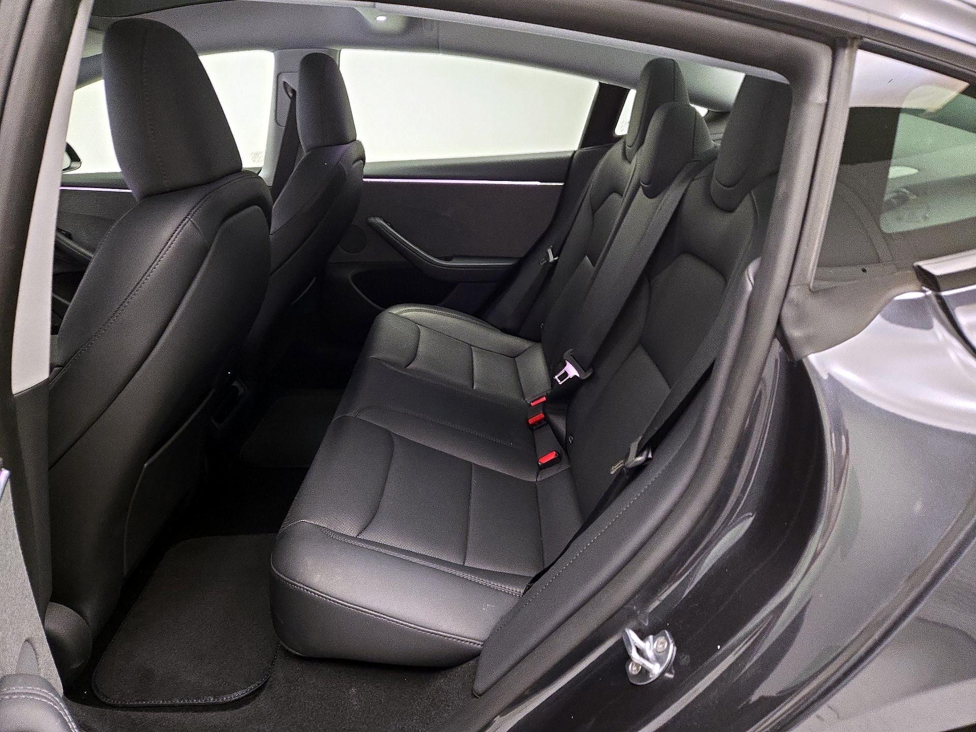 Thumbnail: 2025 Tesla Model 3 - 18