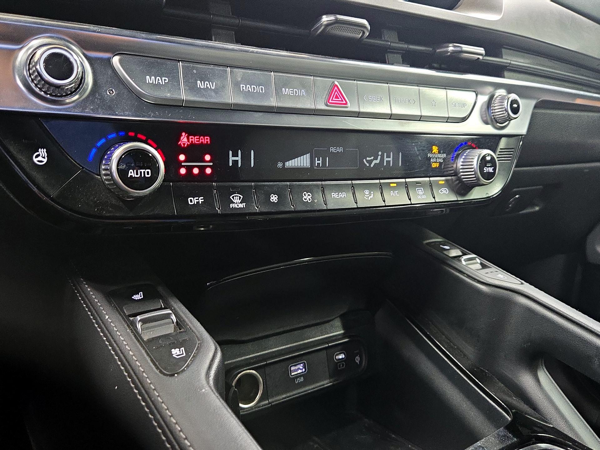 Thumbnail: 2023 Kia Telluride - 17