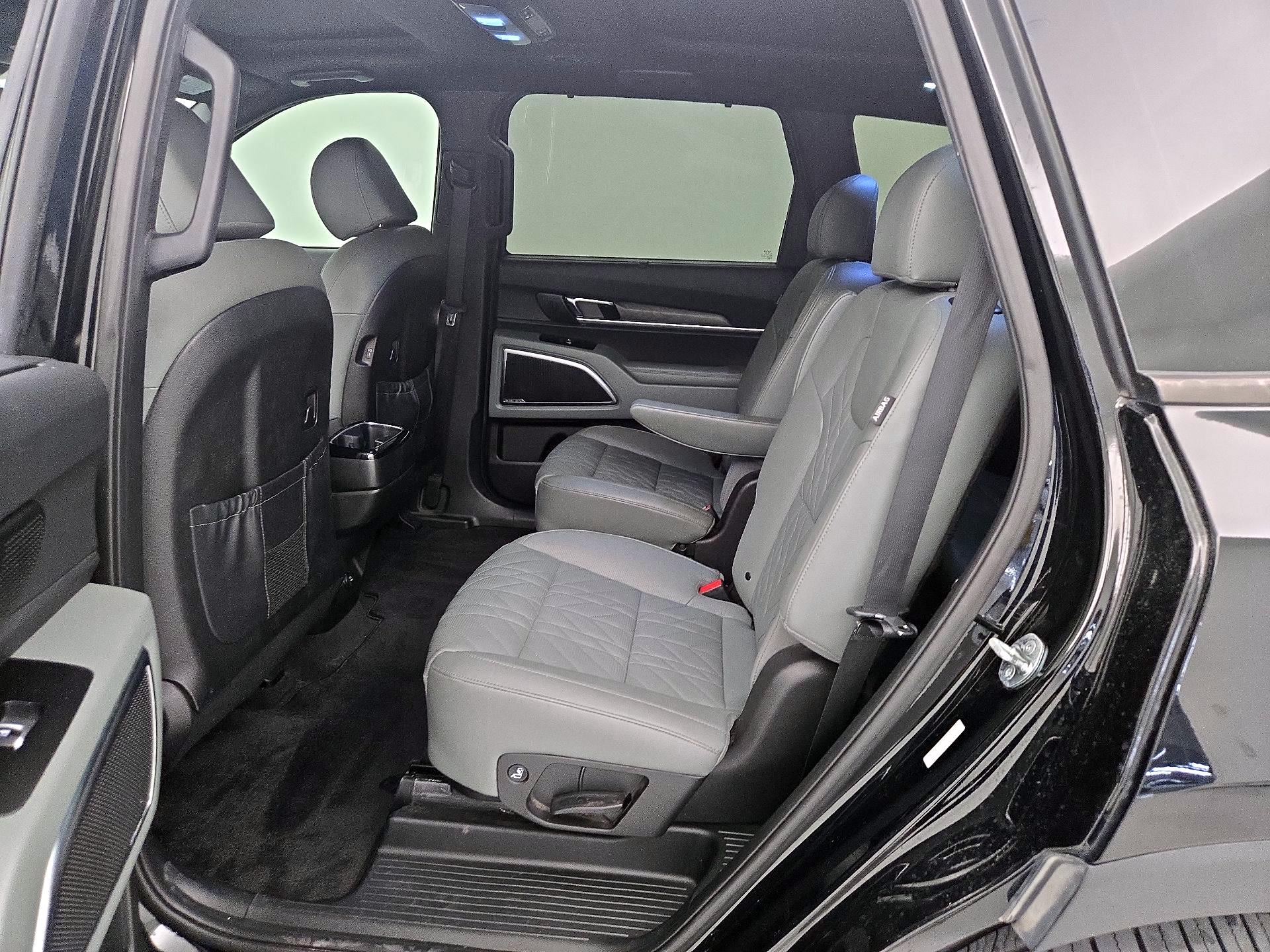 Thumbnail: 2023 Kia Telluride - 20