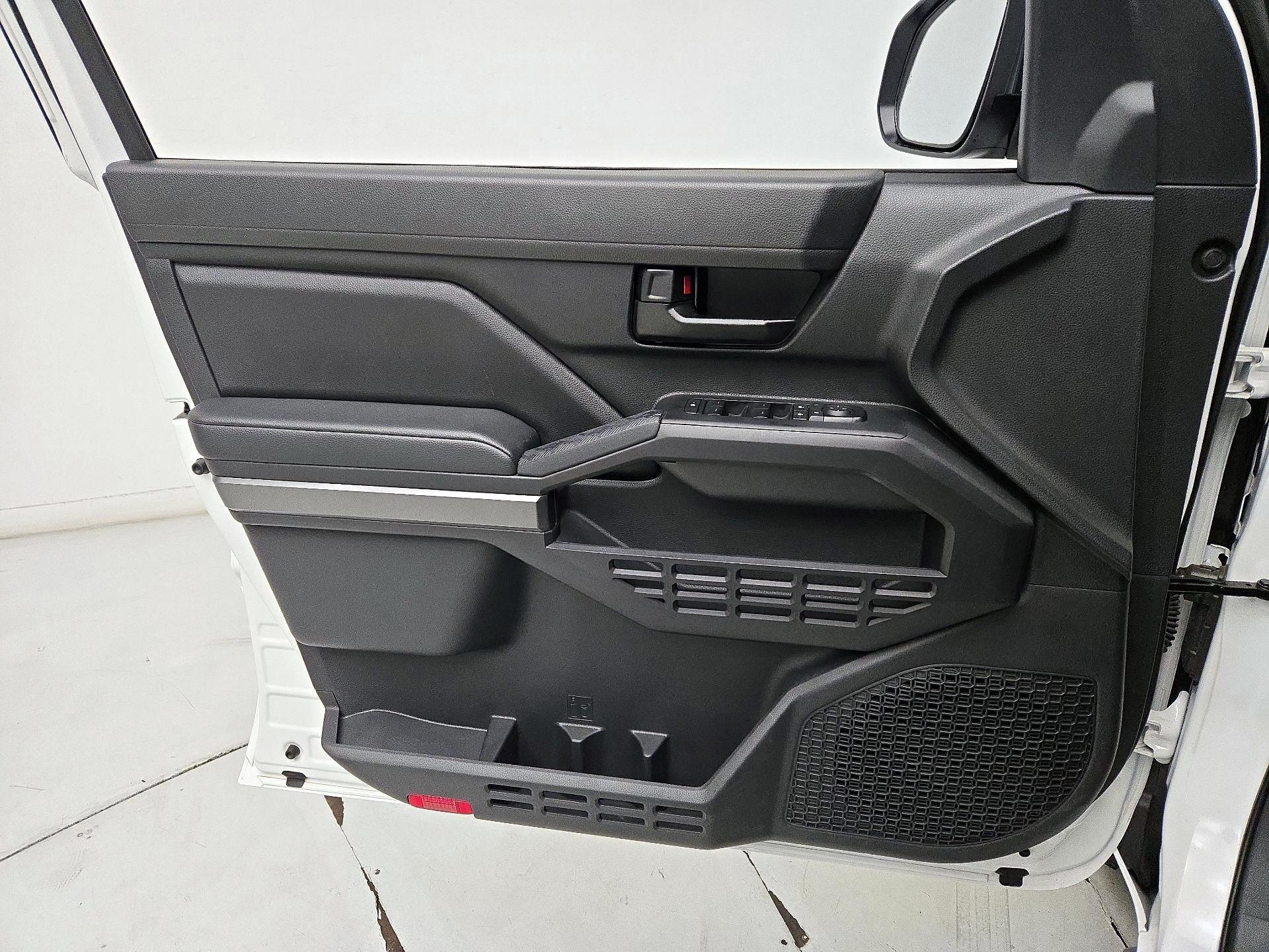 Thumbnail: 2025 Toyota Tacoma - 12