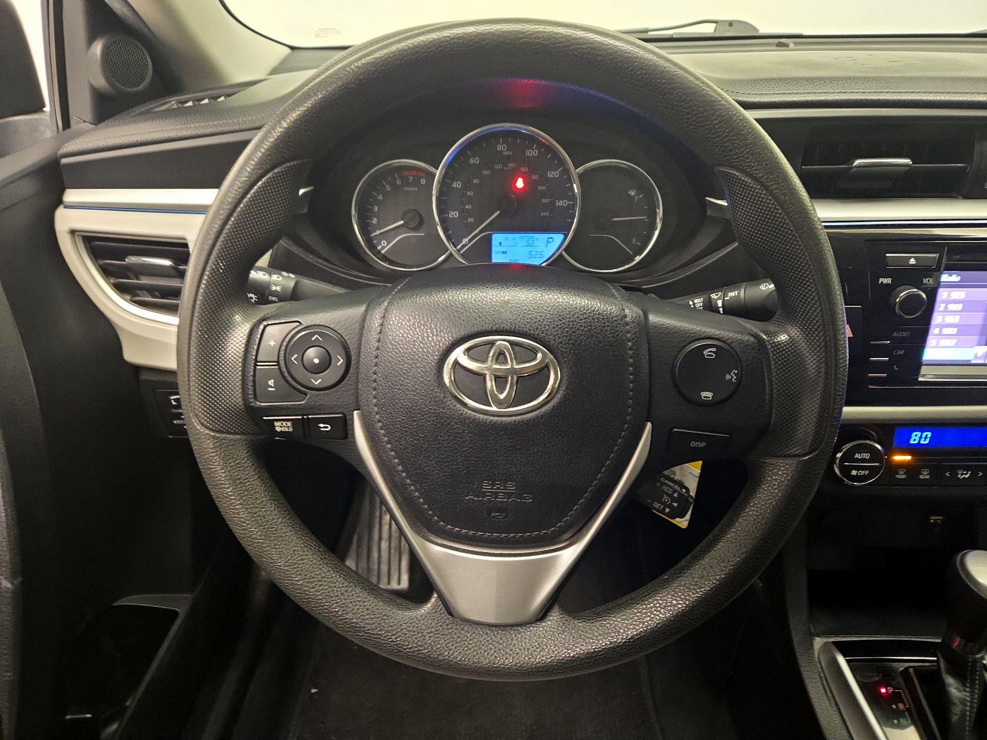 Thumbnail: 2015 Toyota Corolla - 10