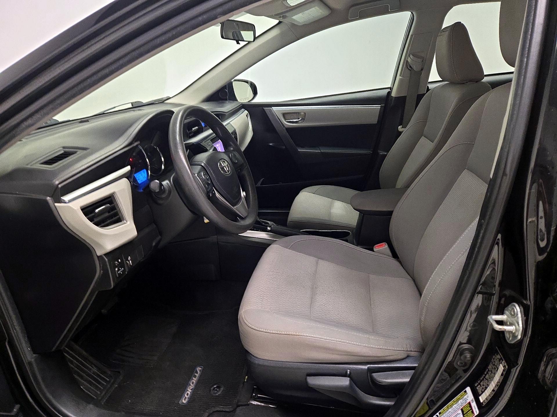 Thumbnail: 2015 Toyota Corolla - 11