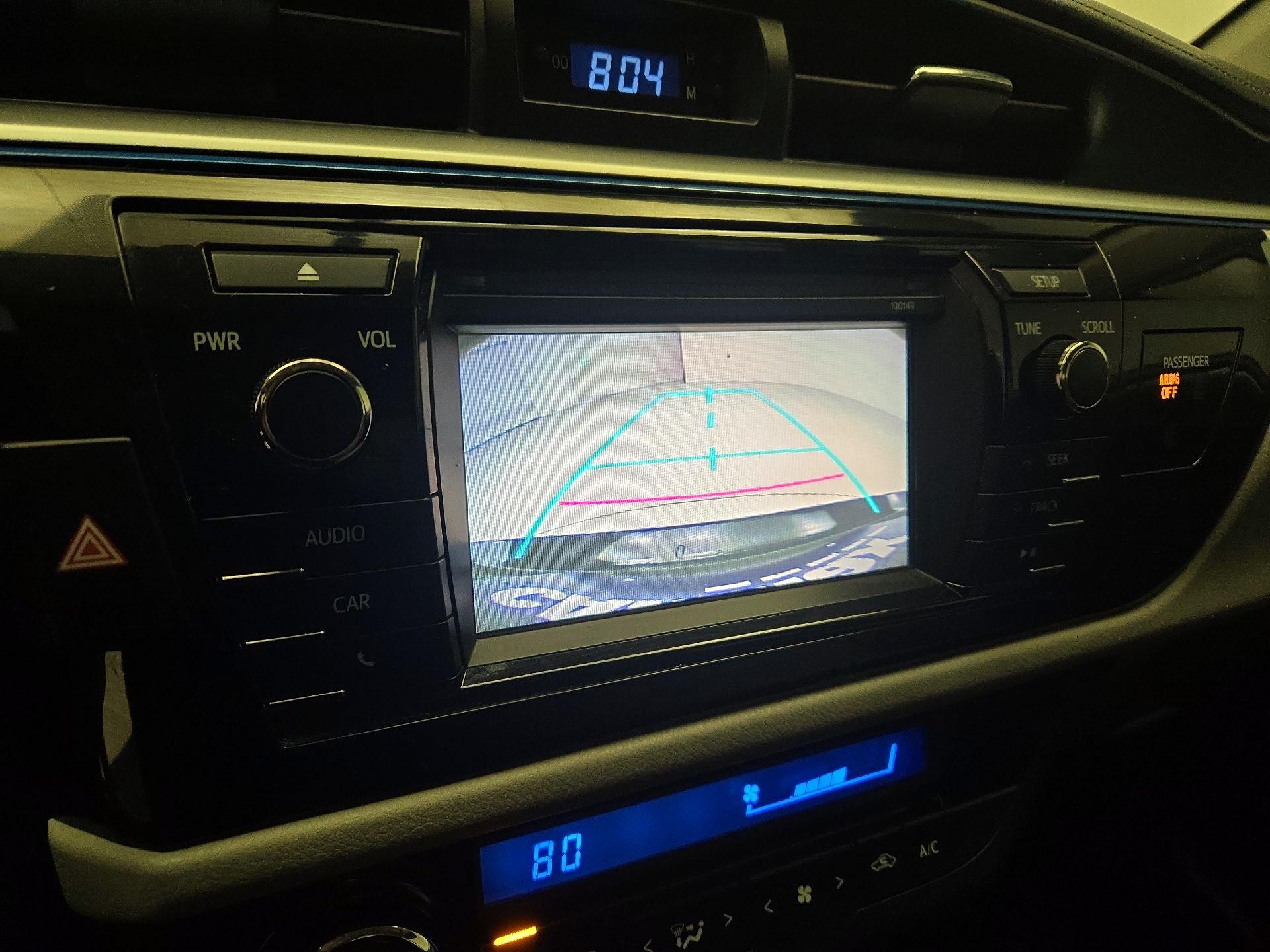 Thumbnail: 2015 Toyota Corolla - 14