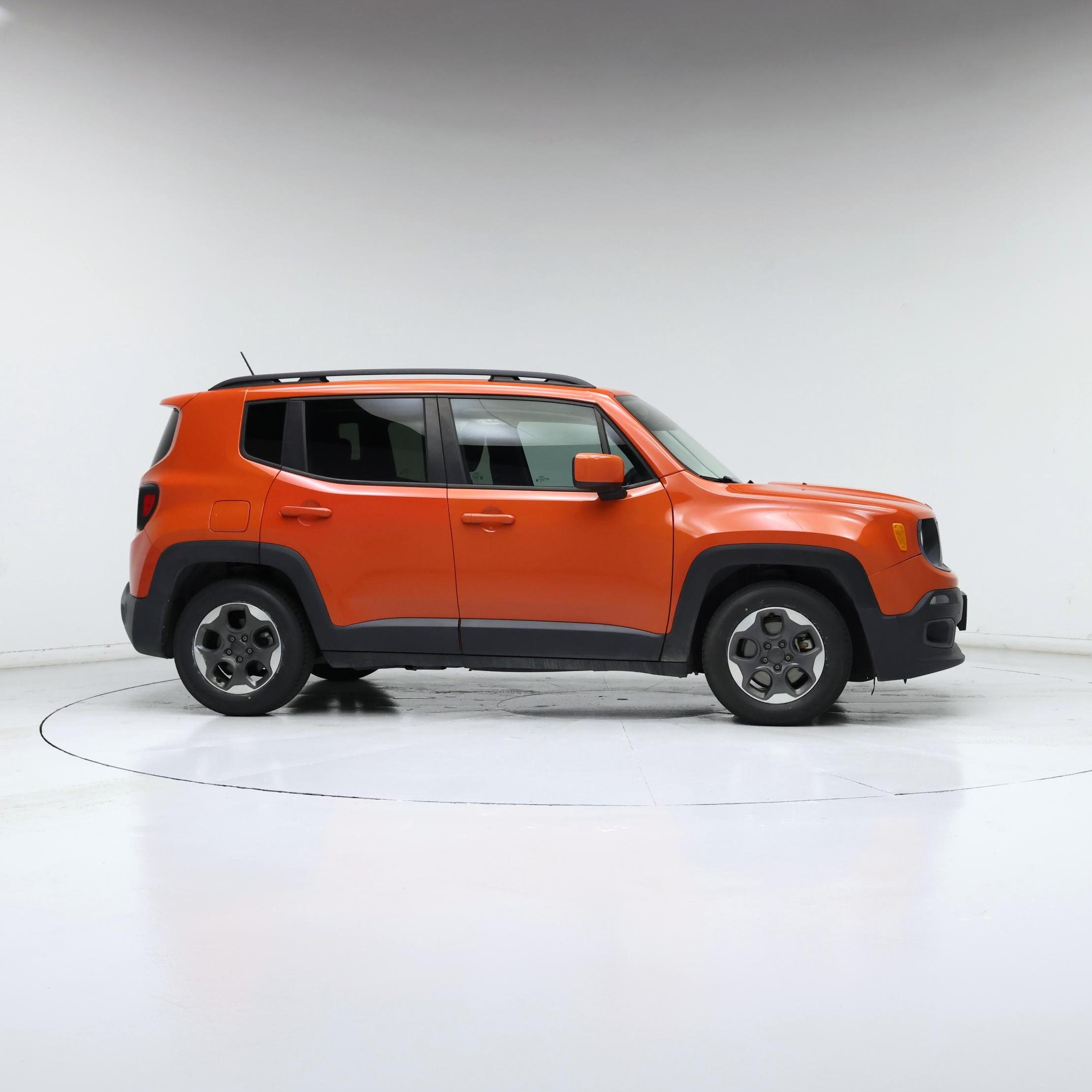 Thumbnail: 2015 Jeep Renegade - 7