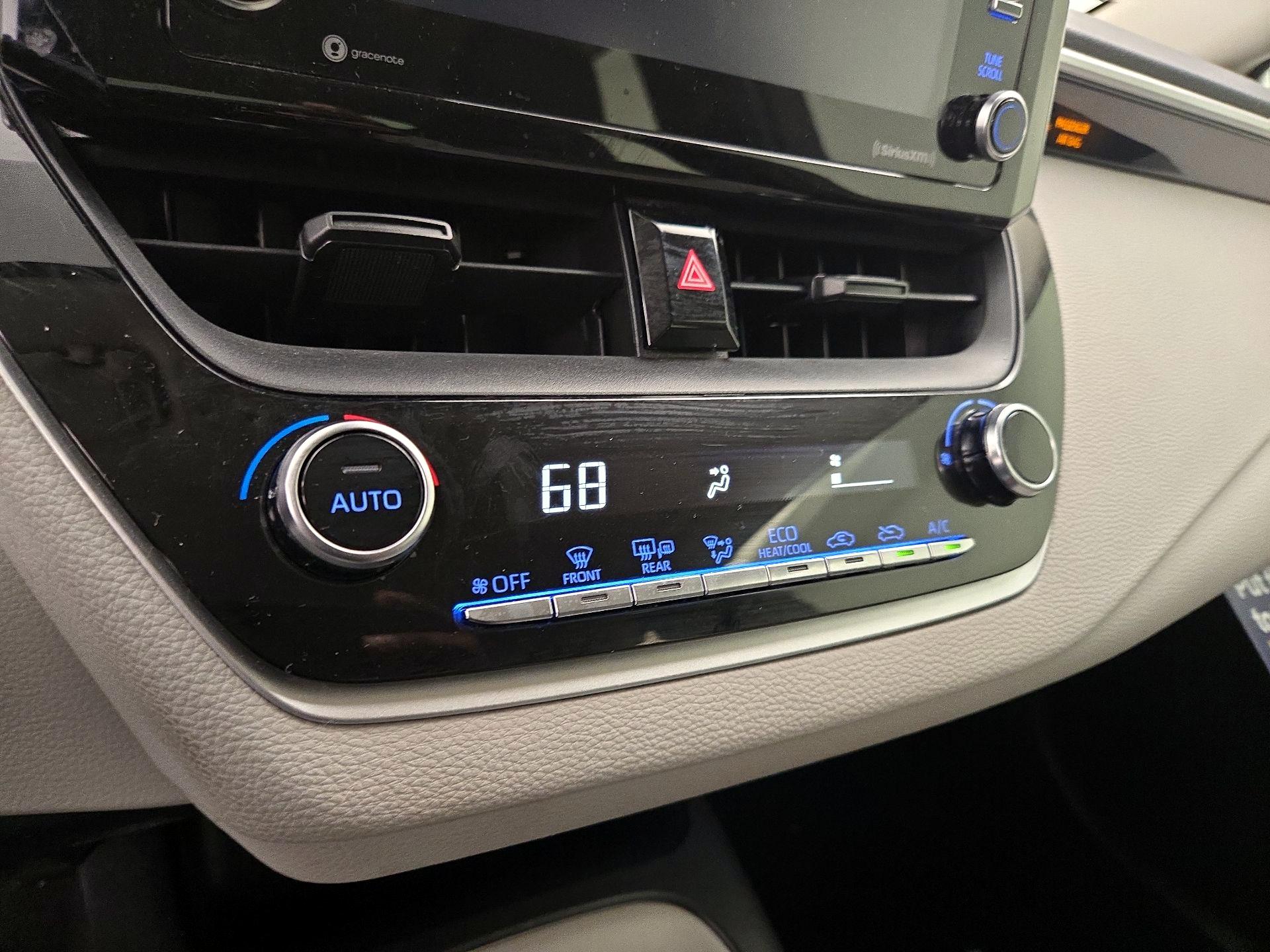 Thumbnail: 2021 Toyota Corolla - 16