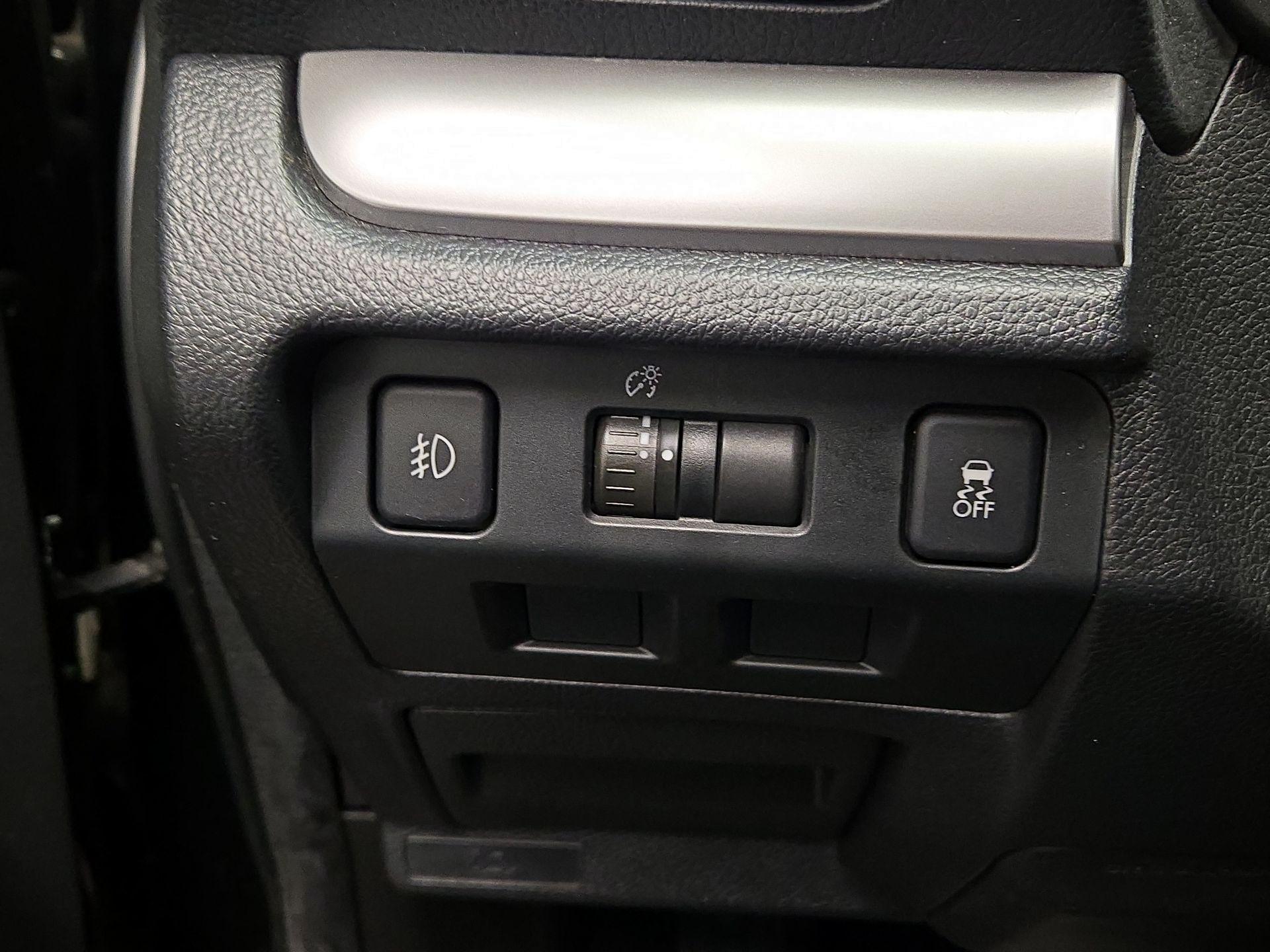 Thumbnail: 2015 Subaru Forester - 14