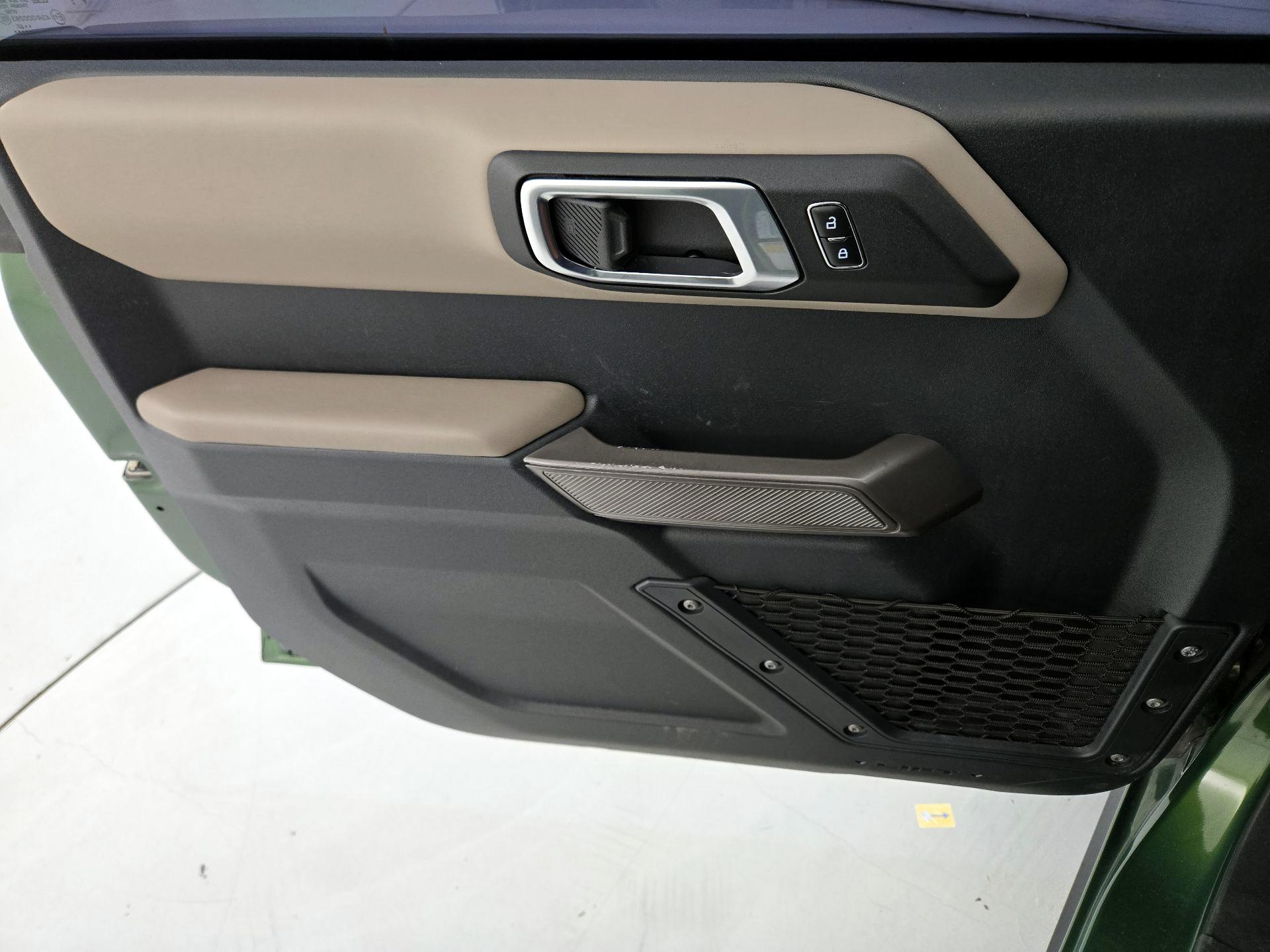 Thumbnail: 2023 Ford Bronco - 12