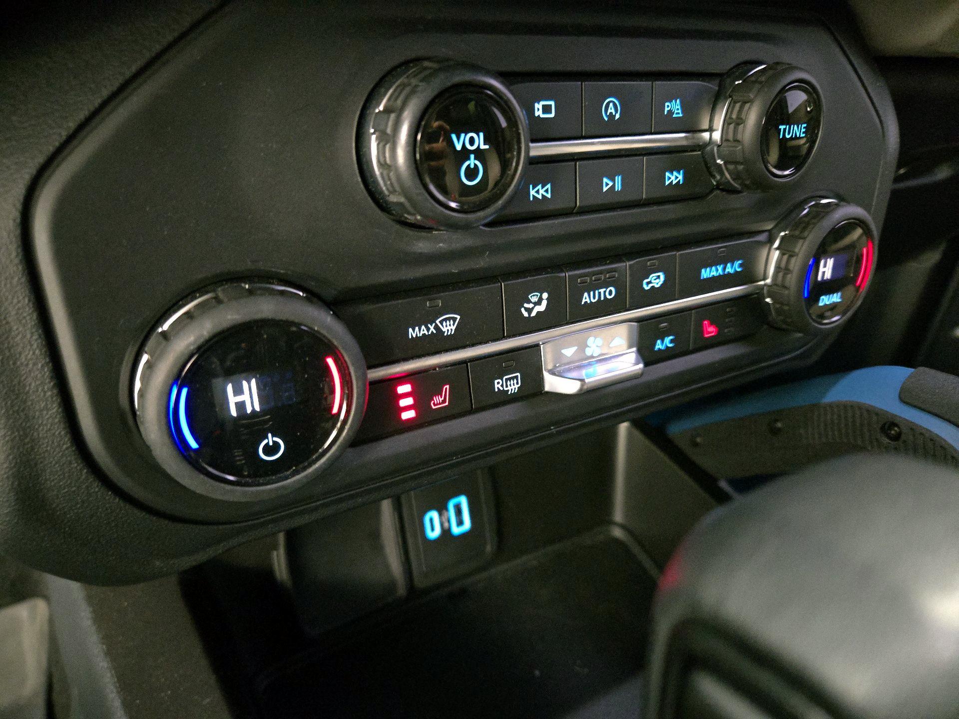 Thumbnail: 2023 Ford Bronco - 17