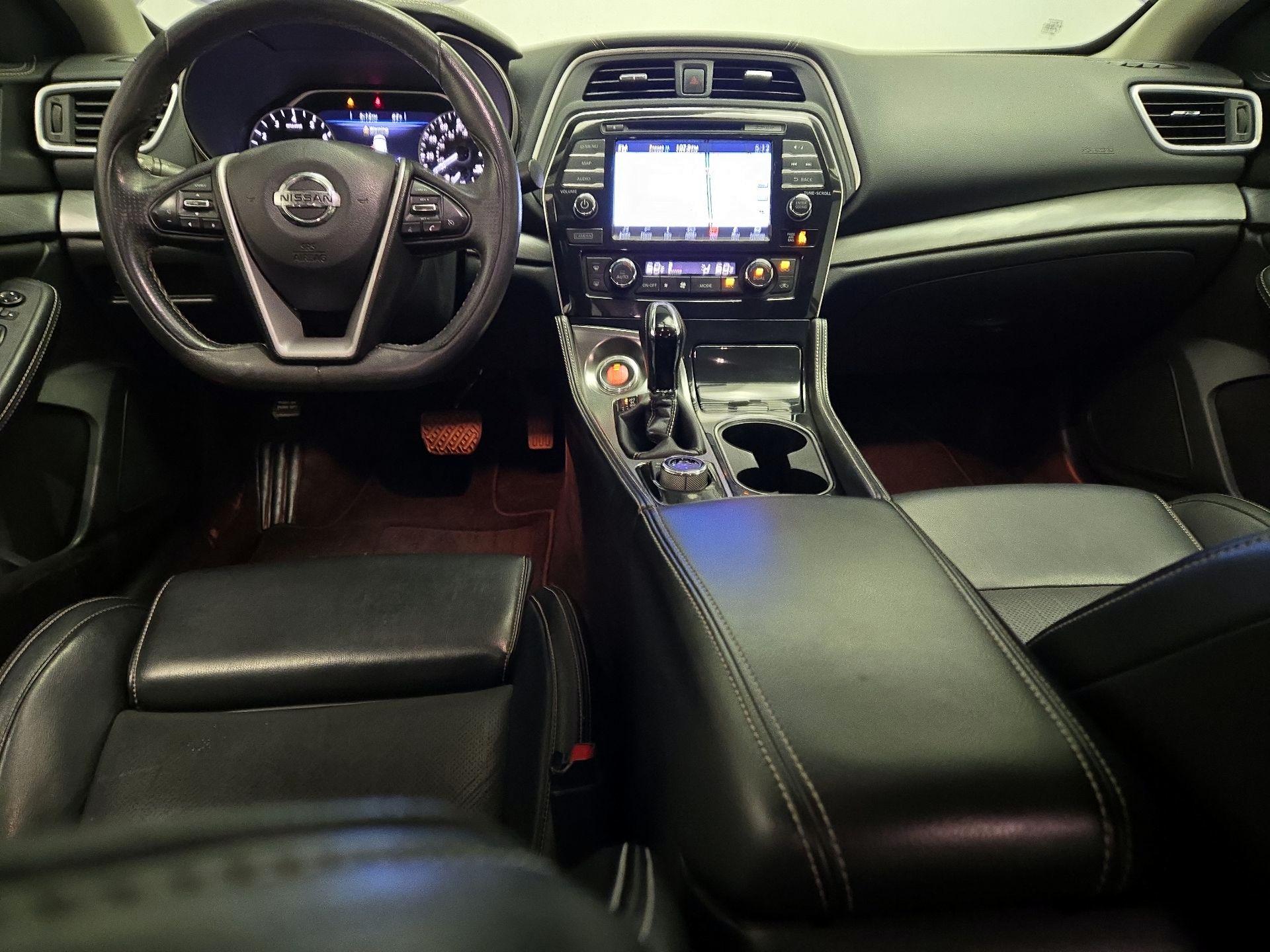 Thumbnail: 2017 Nissan Maxima - 9