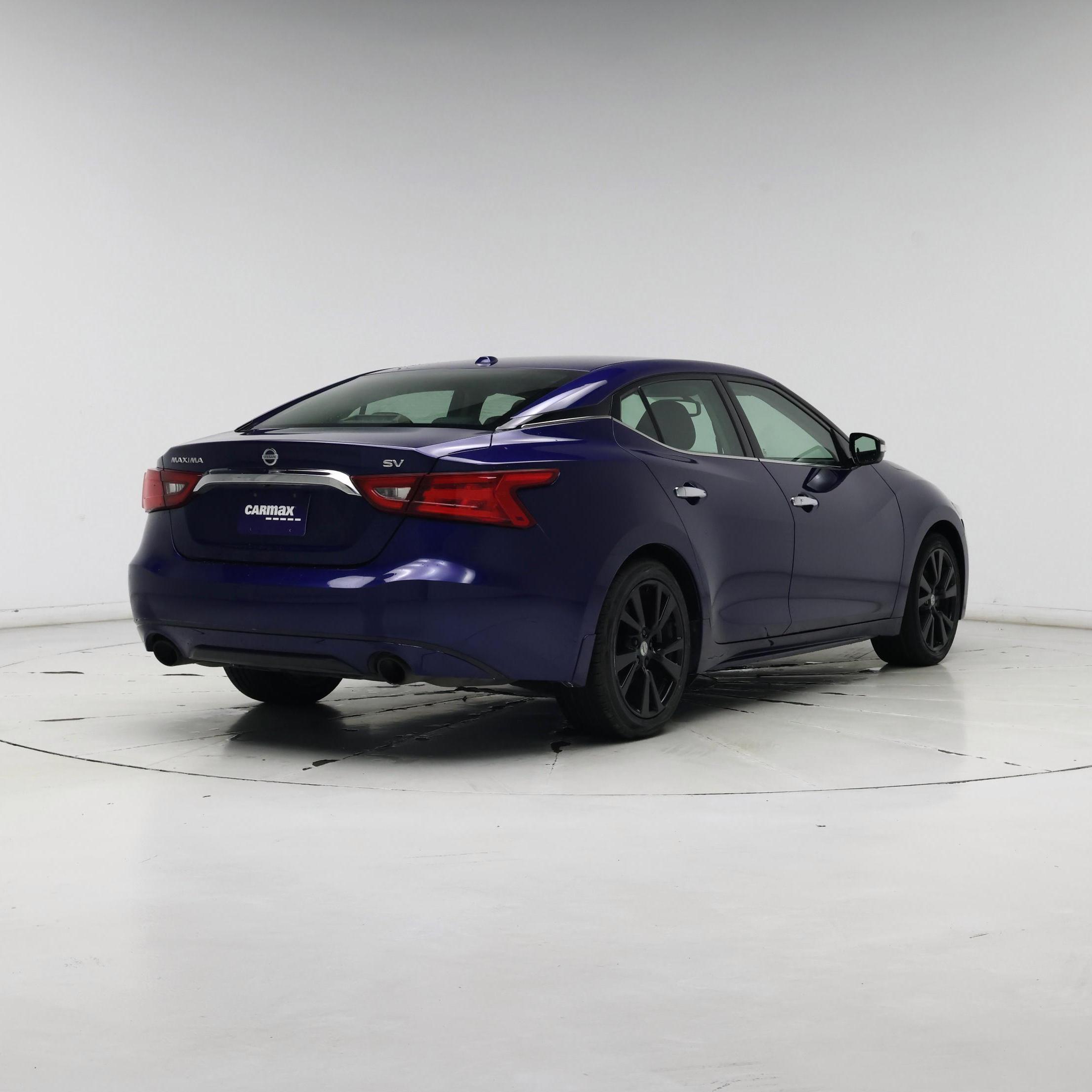 Thumbnail: 2017 Nissan Maxima - 8