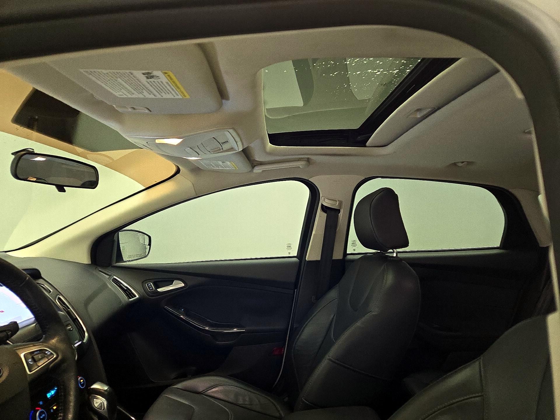 Thumbnail: 2018 Ford Focus - 20