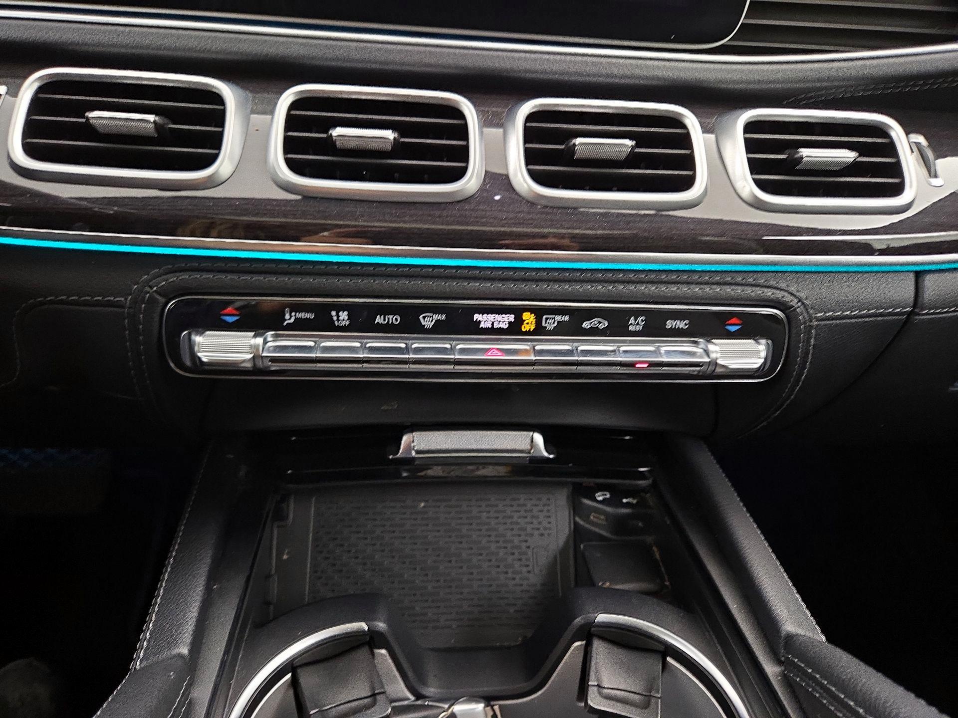 Thumbnail: 2020 Mercedes-Benz GLE - 17