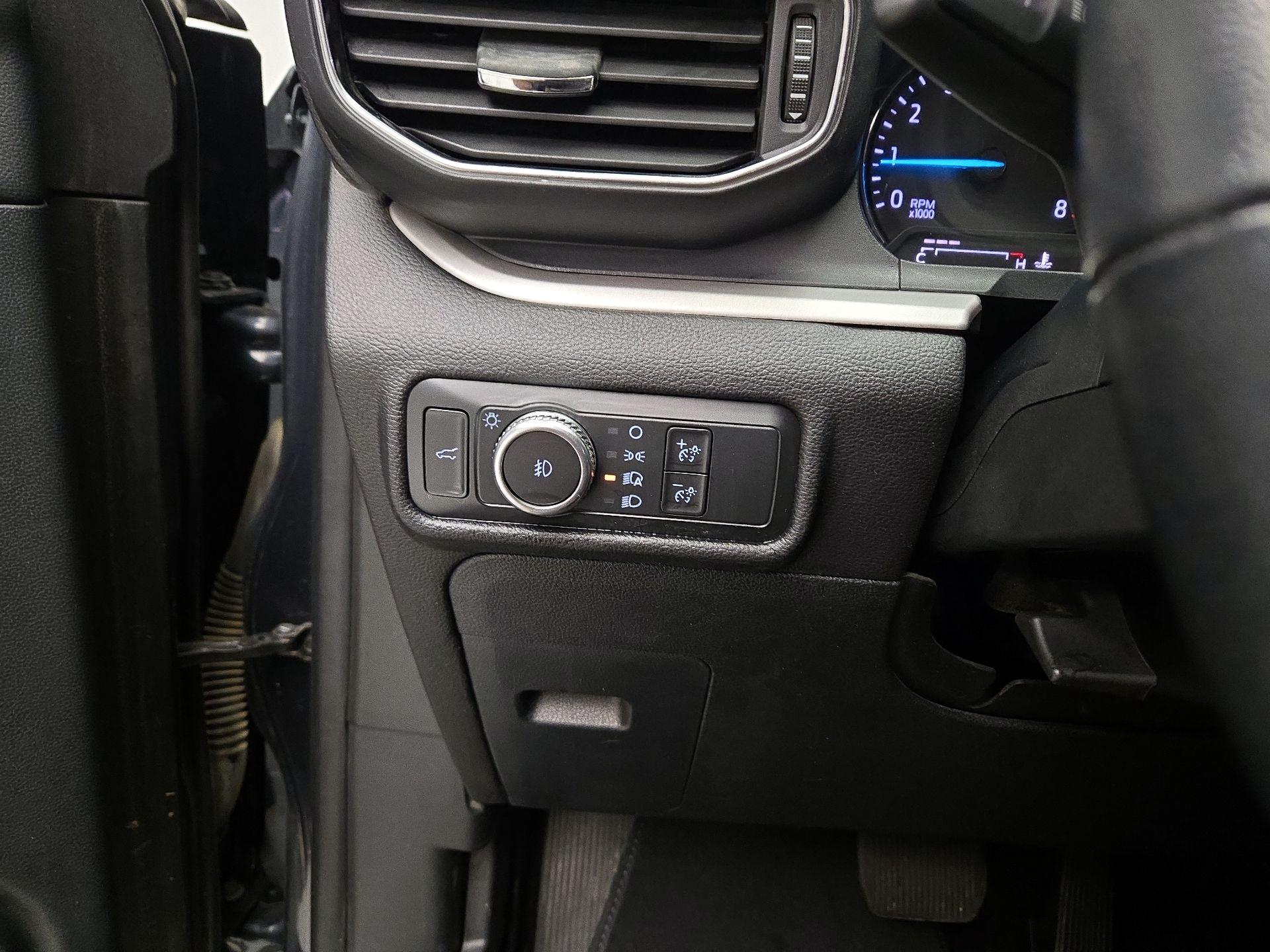 Thumbnail: 2022 Ford Explorer - 13