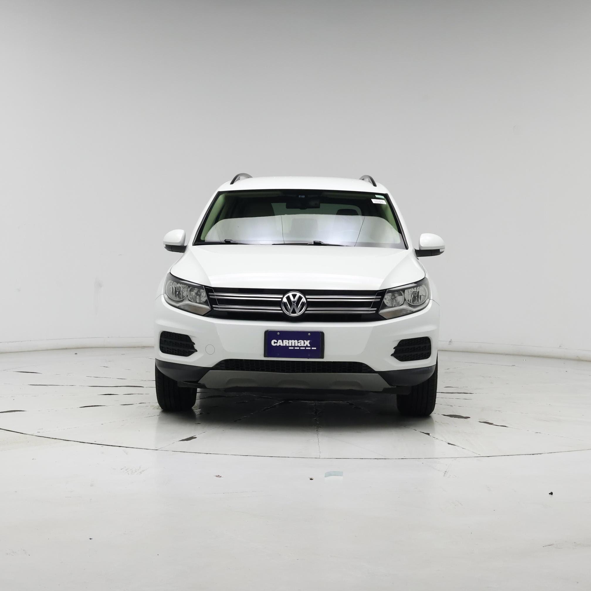 Thumbnail: 2017 Volkswagen Tiguan - 5