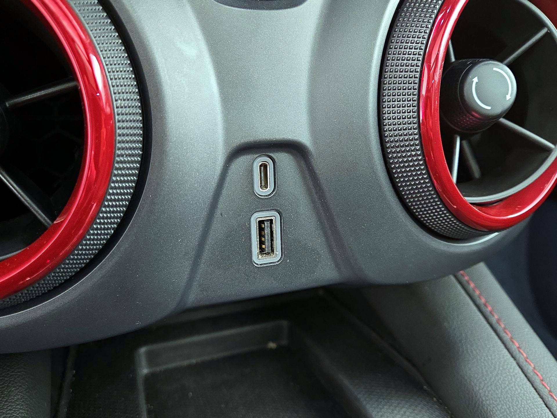 Thumbnail: 2020 Chevrolet Blazer - 18