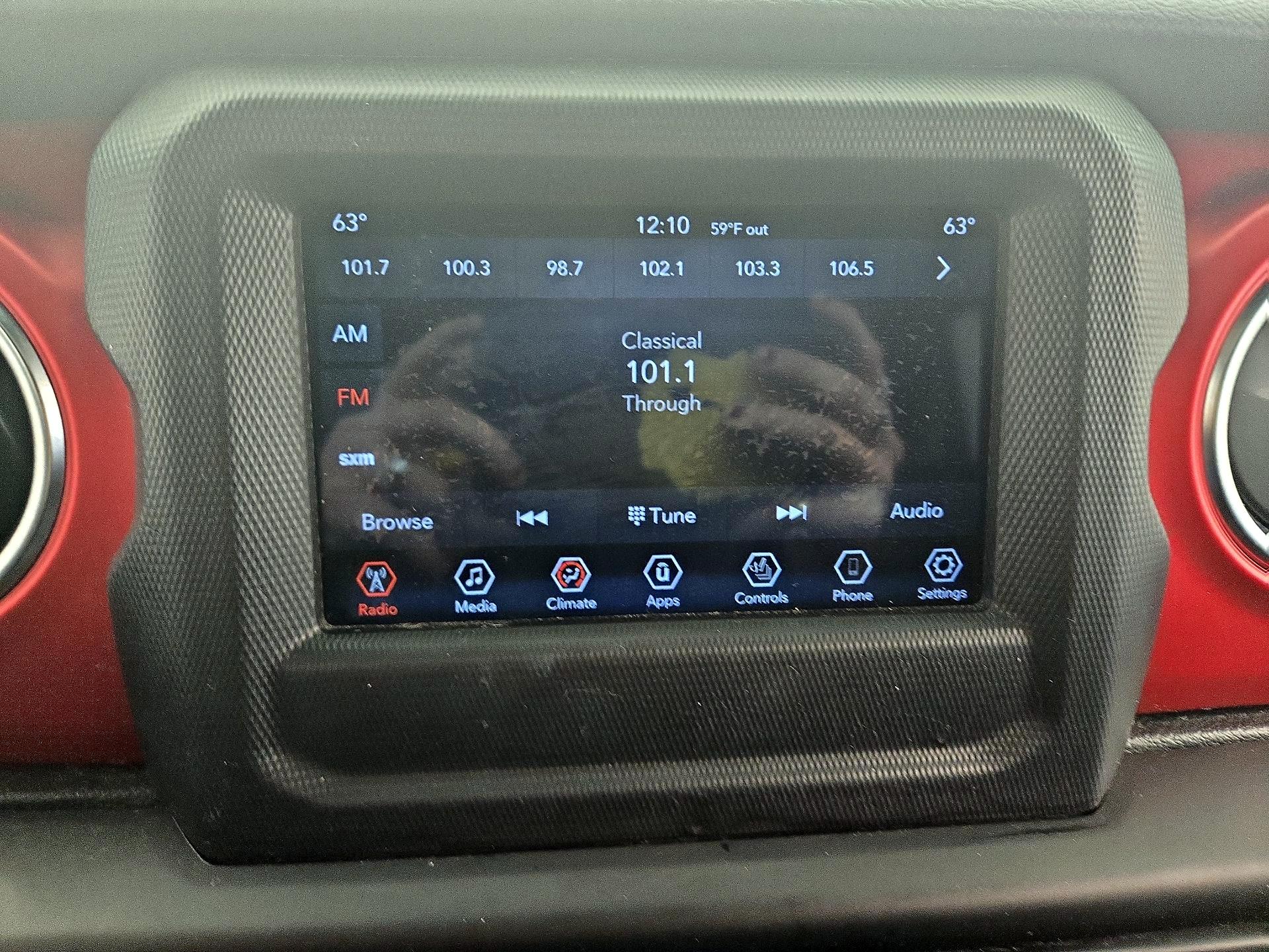 Thumbnail: 2021 Jeep Gladiator - 14