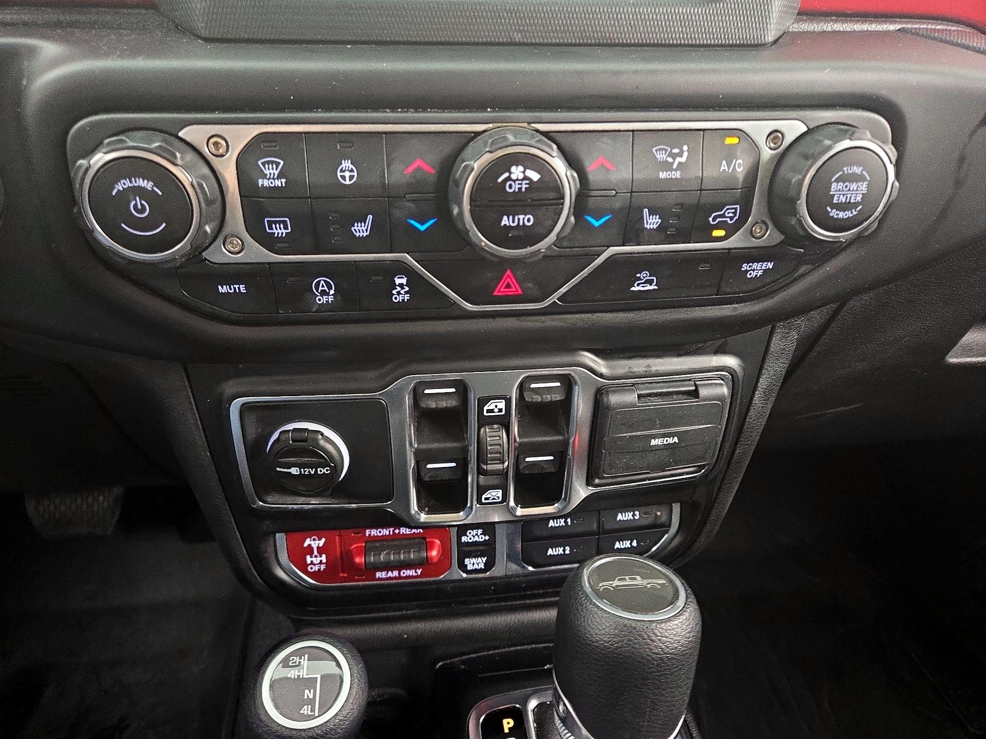 Thumbnail: 2021 Jeep Gladiator - 15