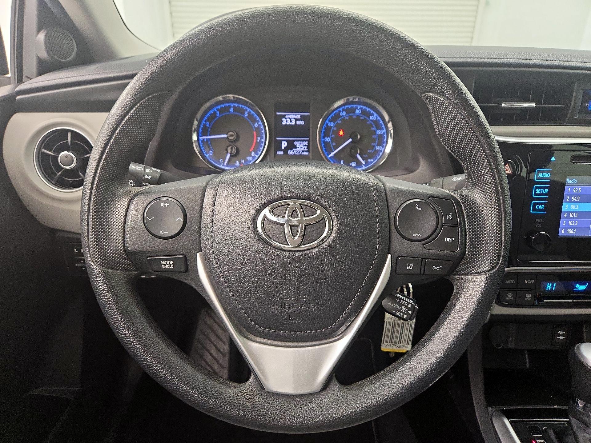 Thumbnail: 2018 Toyota Corolla - 10