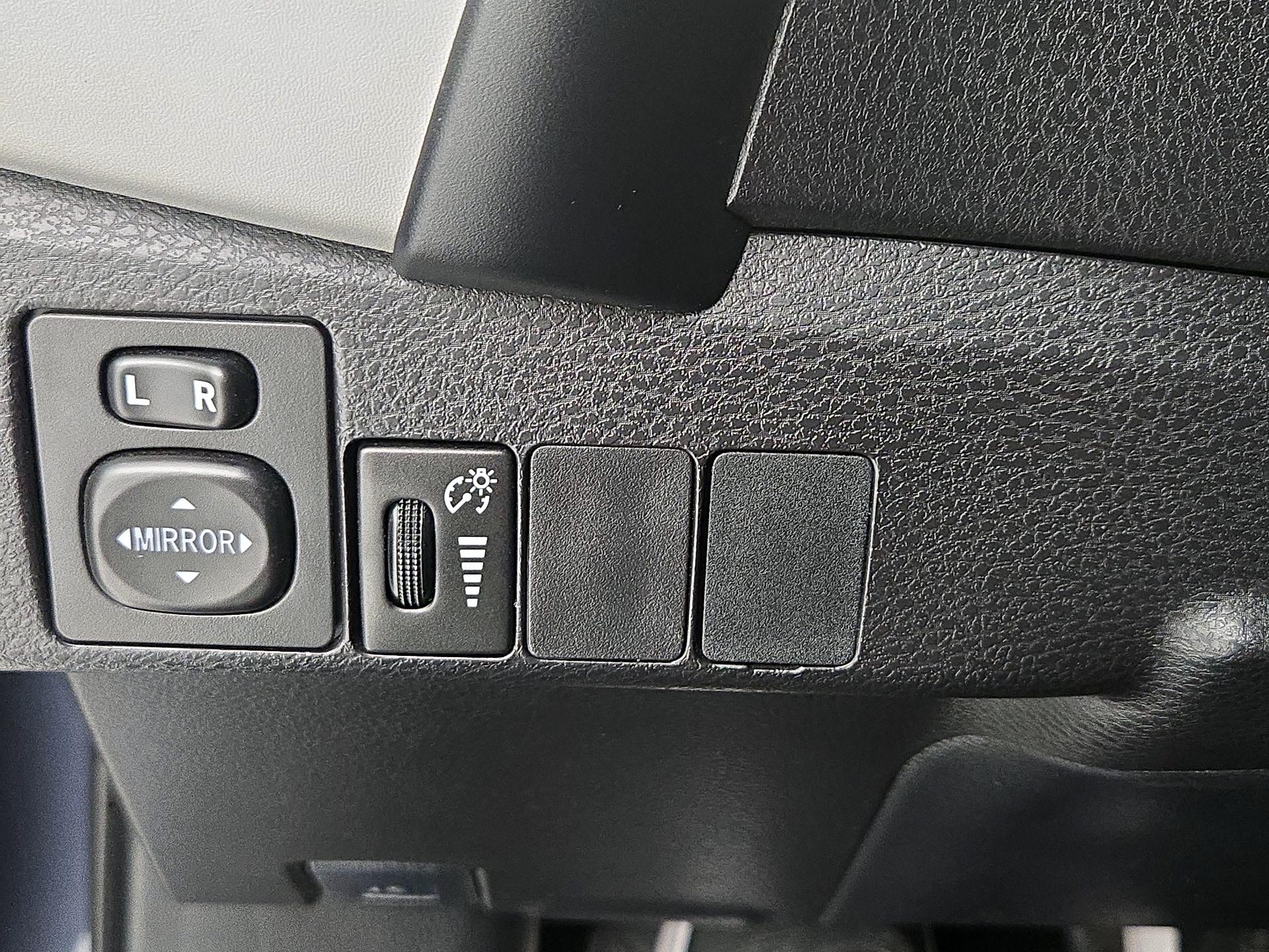 Thumbnail: 2018 Toyota Corolla - 13