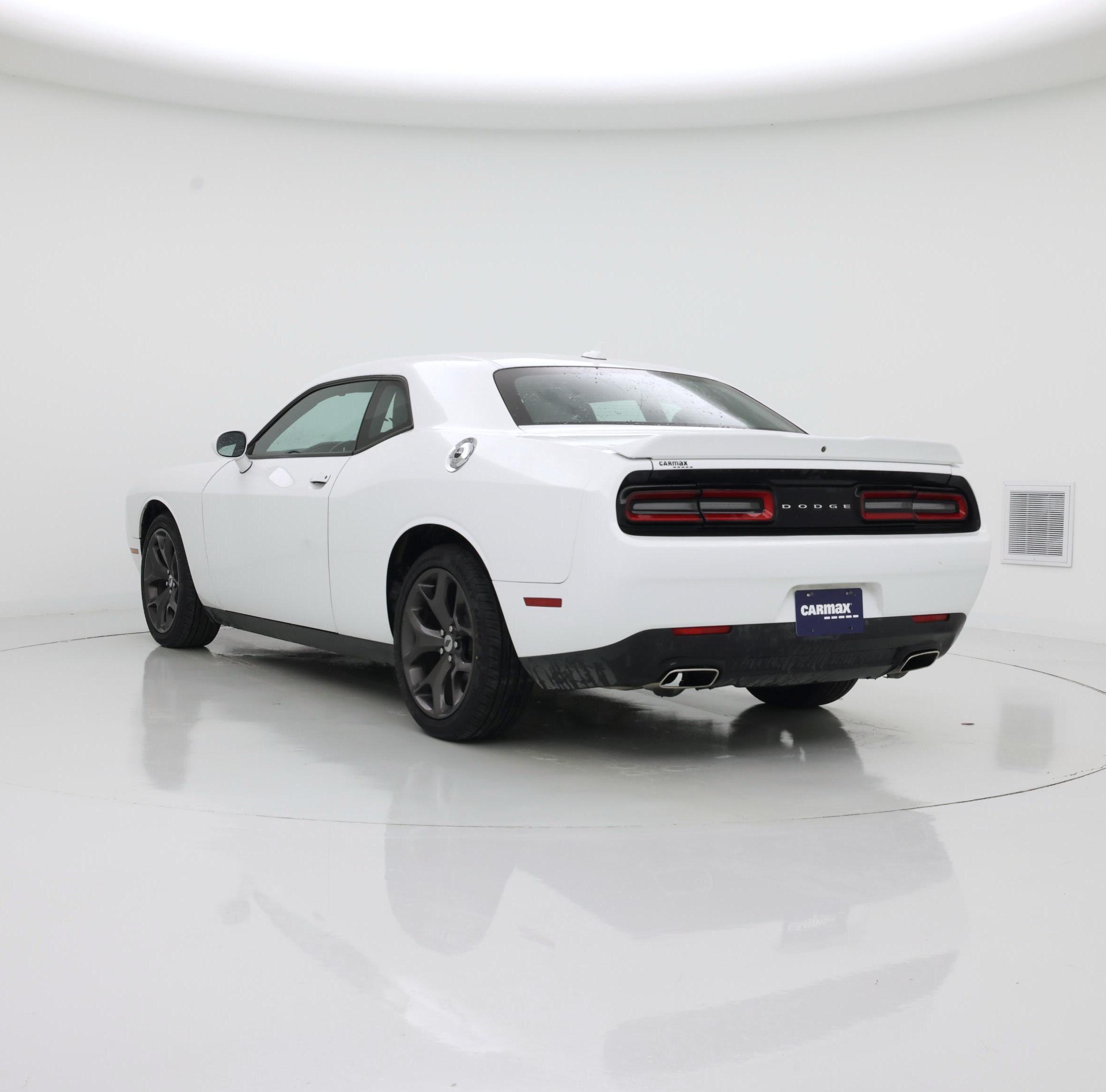 Thumbnail: 2019 Dodge Challenger - 2
