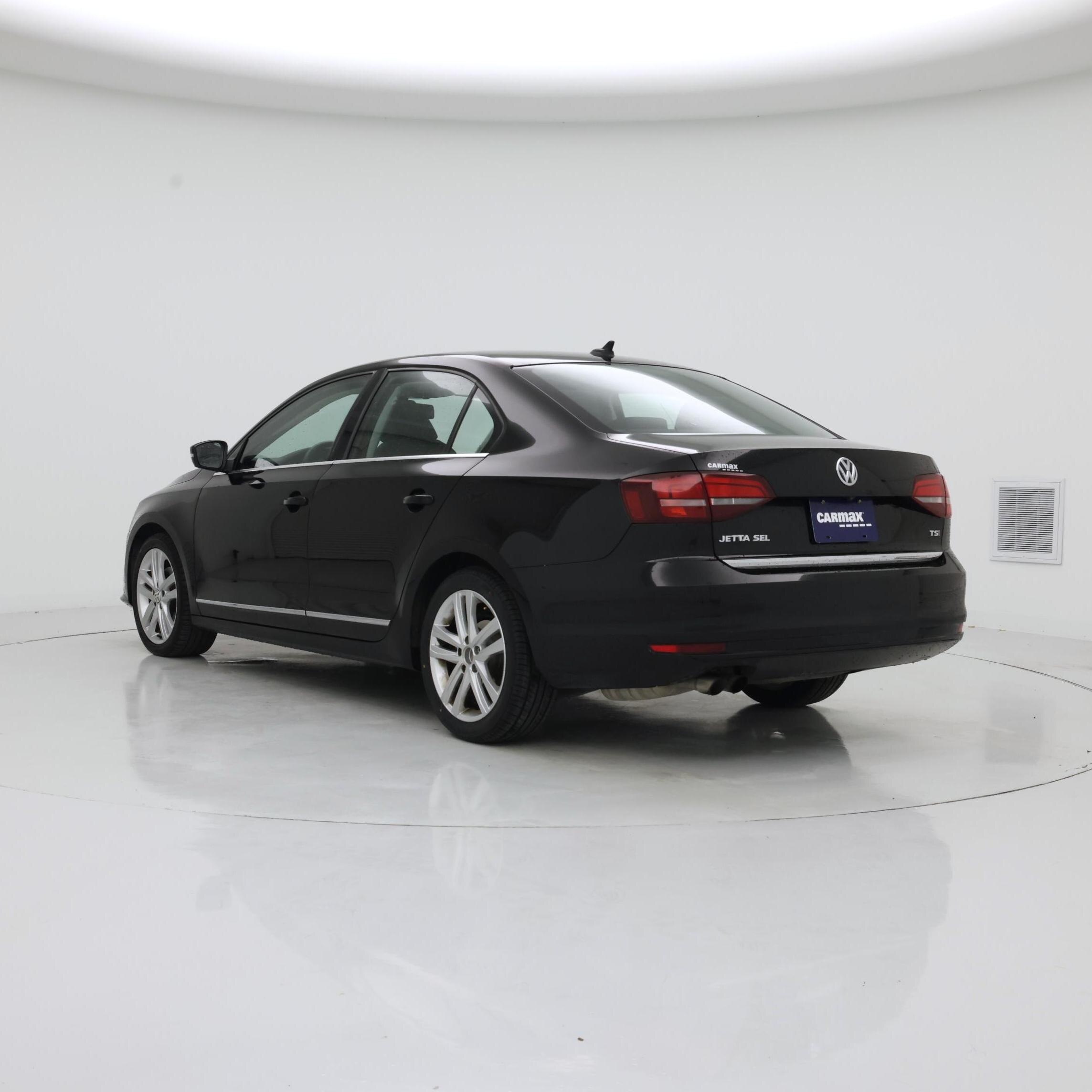 Thumbnail: 2017 Volkswagen Jetta - 2