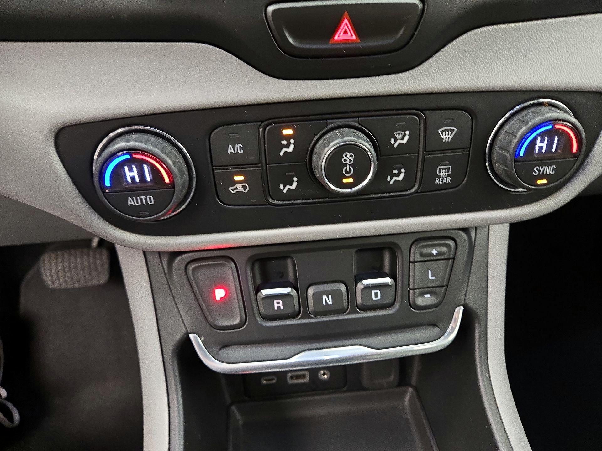 Thumbnail: 2021 GMC Terrain - 15