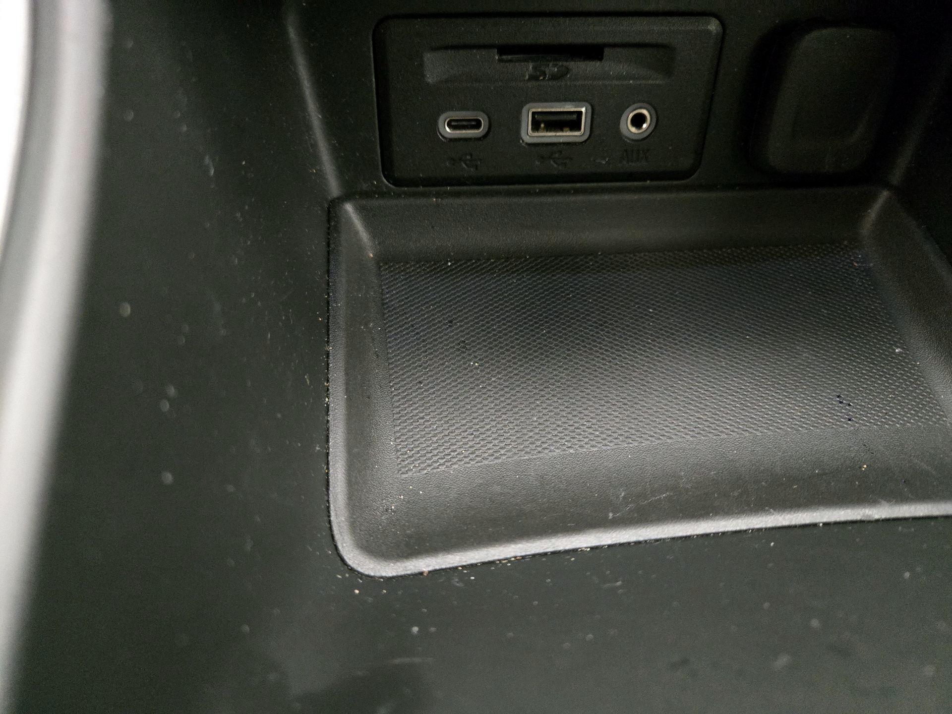 Thumbnail: 2021 GMC Terrain - 17