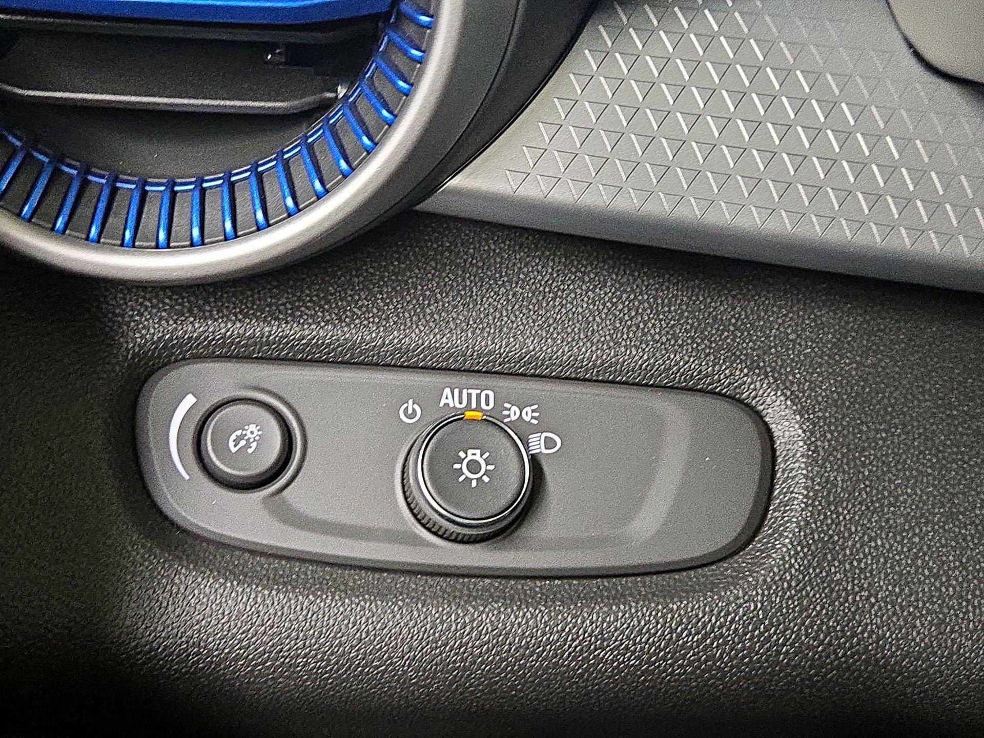 Thumbnail: 2025 Chevrolet Trax - 13