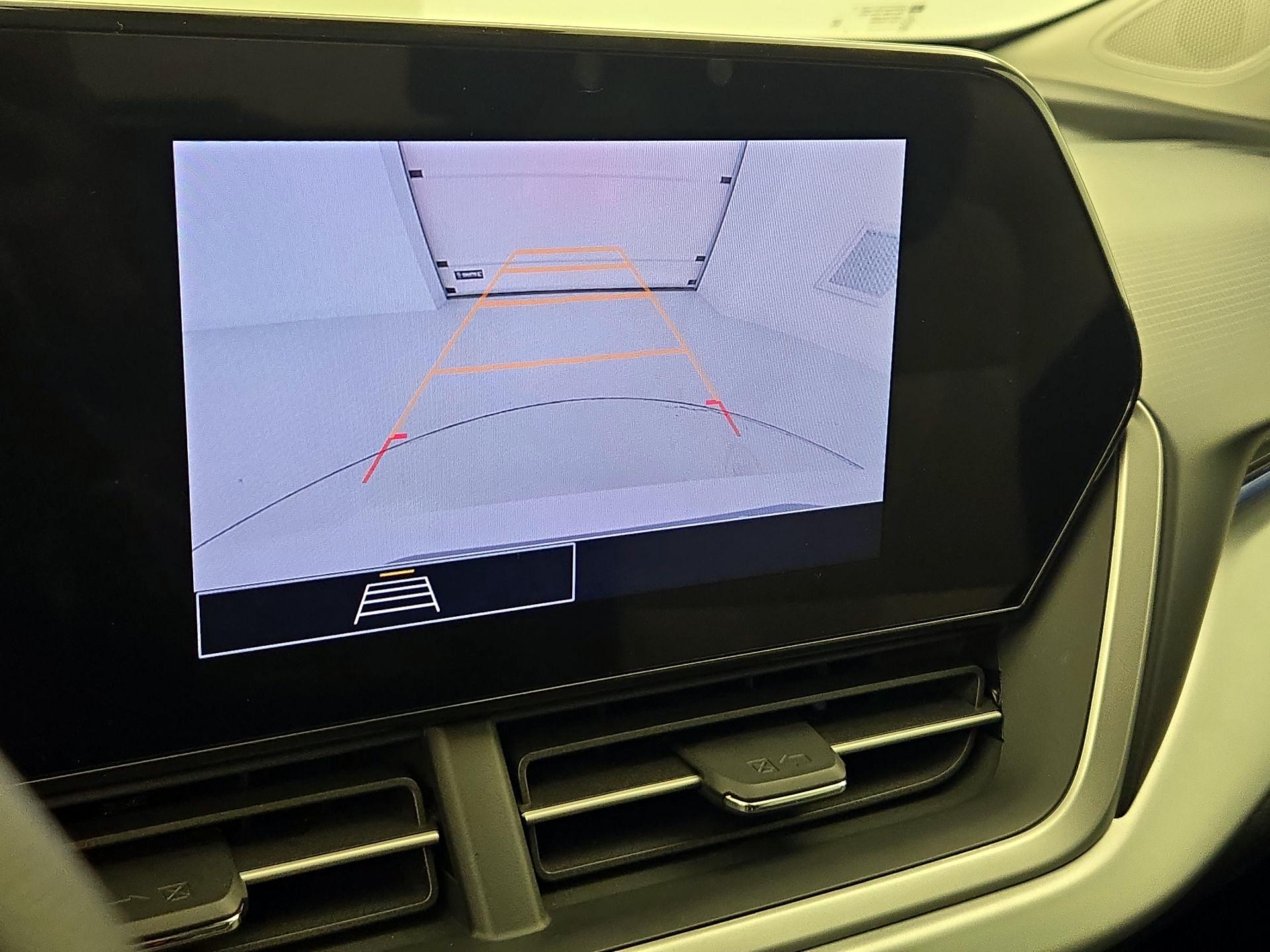 Thumbnail: 2025 Chevrolet Trax - 14