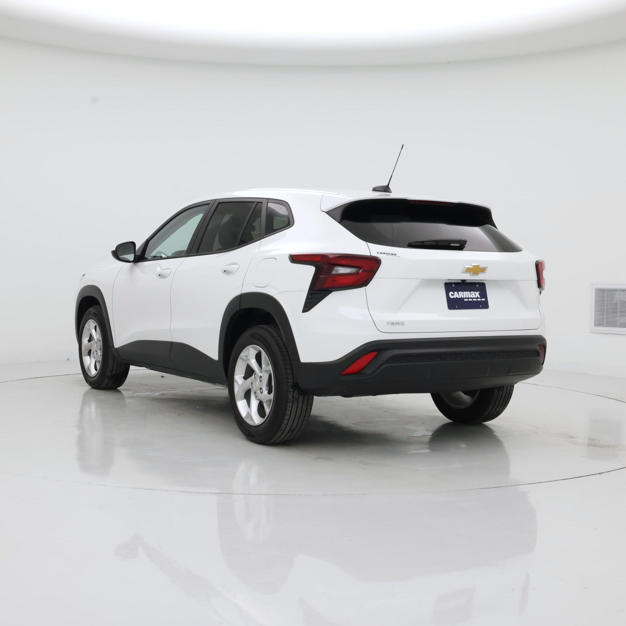 Thumbnail: 2025 Chevrolet Trax - 2