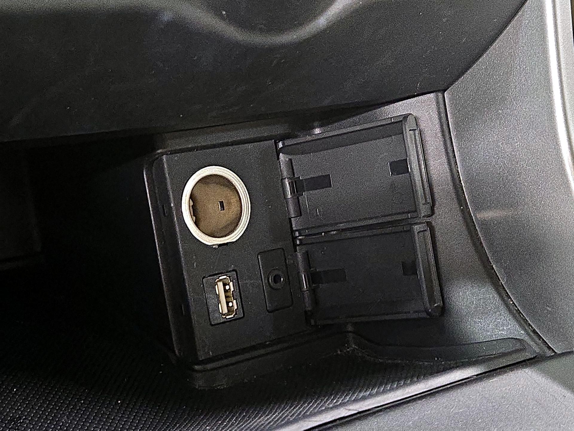 Thumbnail: 2014 Honda Accord - 19