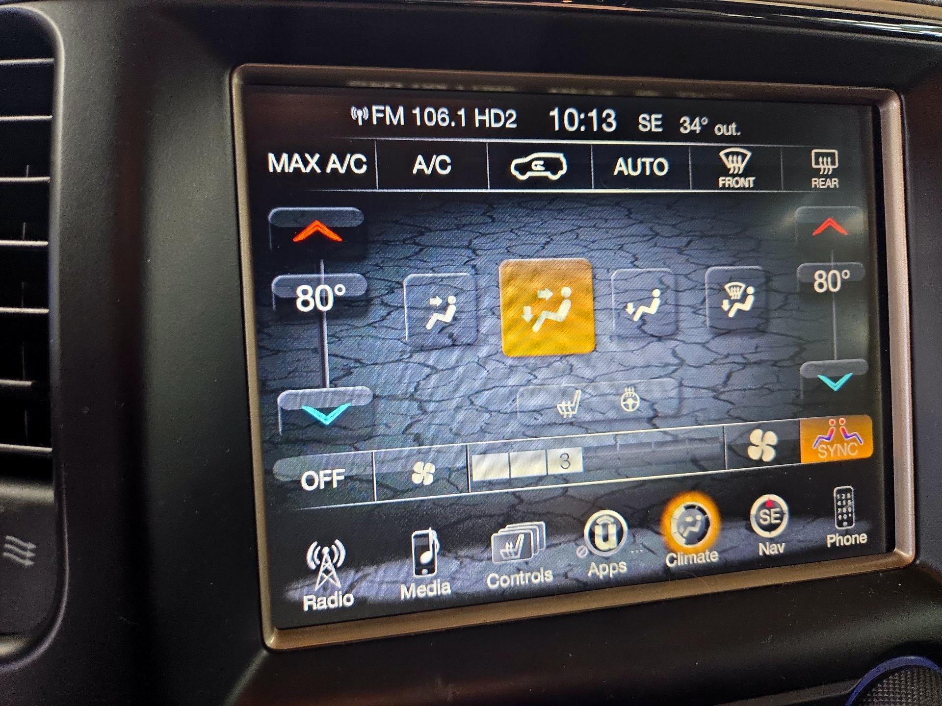 Thumbnail: 2017 Jeep Grand Cherokee - 17