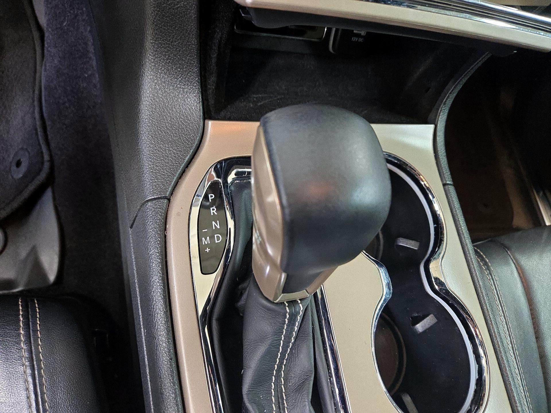 Thumbnail: 2017 Jeep Grand Cherokee - 18